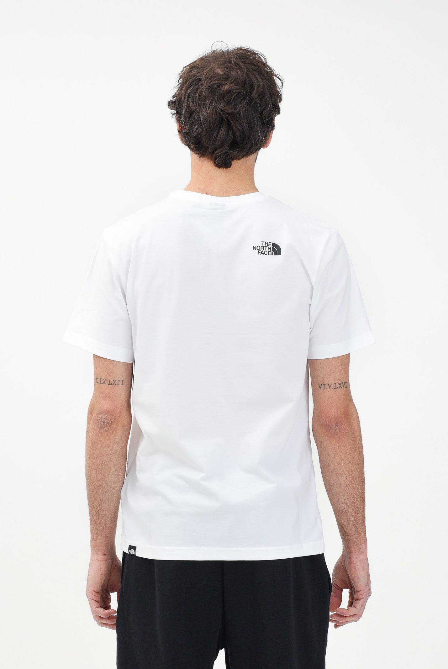 THE NORTH FACE T-shirt a manica corta Simple Dome bianca da uomo NF0A87NGFN41 . THE NORTH FACE