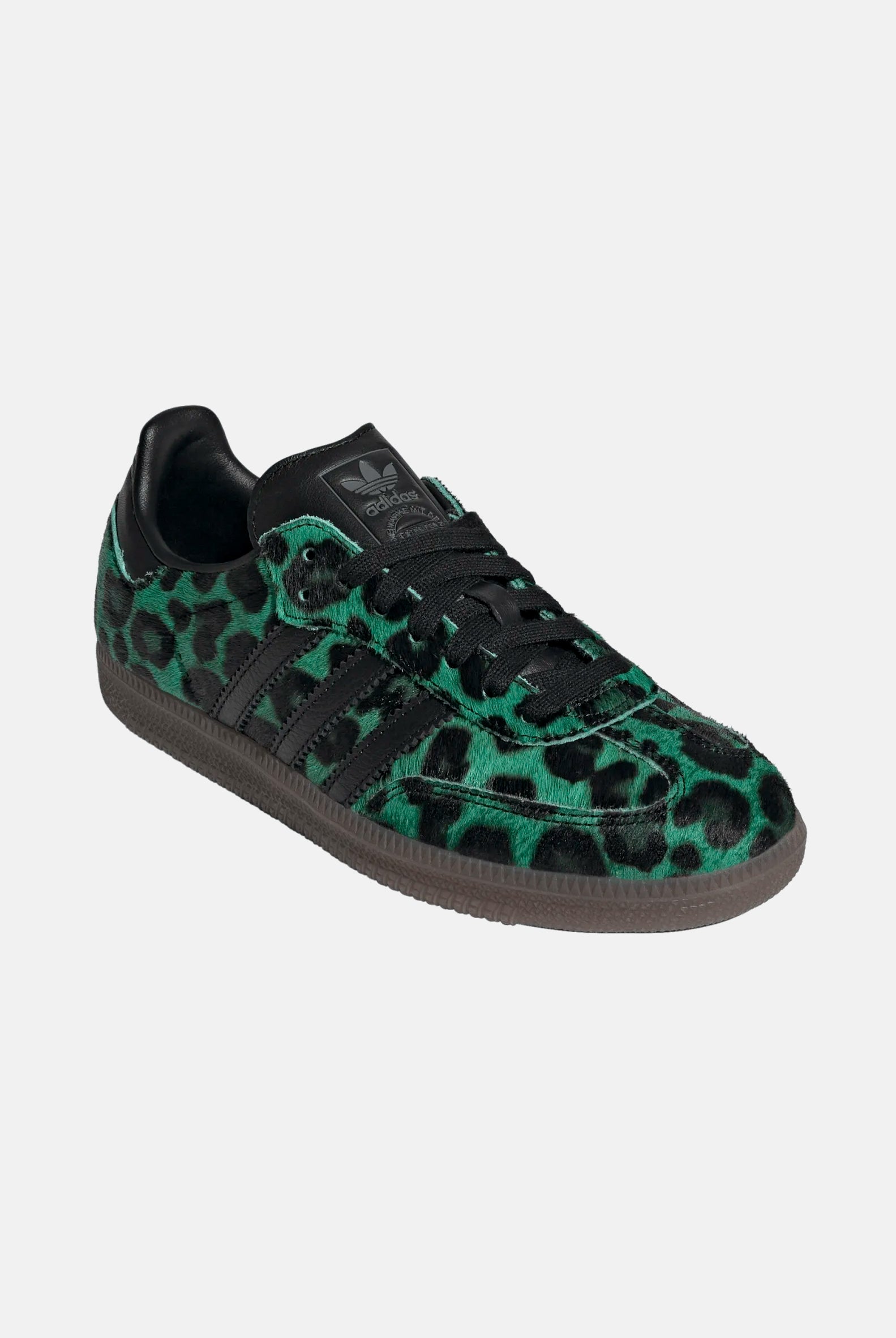 ADIDAS ORIGINALS Sneakers SAMBA verdi per uomo e donna con stampa leopardata HQ9374 . ADIDAS ORIGINALS
