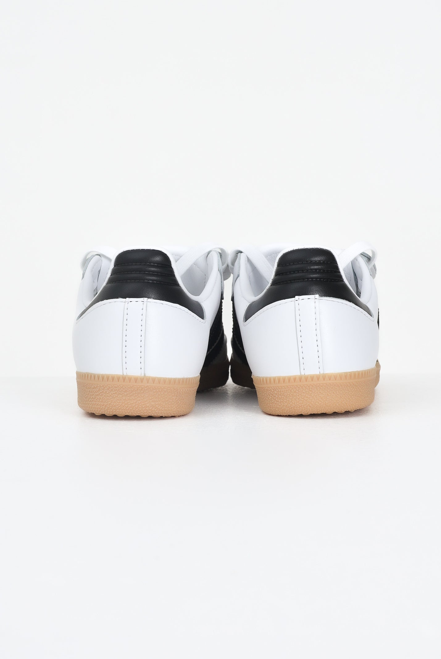 ADIDAS ORIGINALS Sneakers Samba LT bianche e nere per uomo e donna IG4279 . ADIDAS ORIGINALS