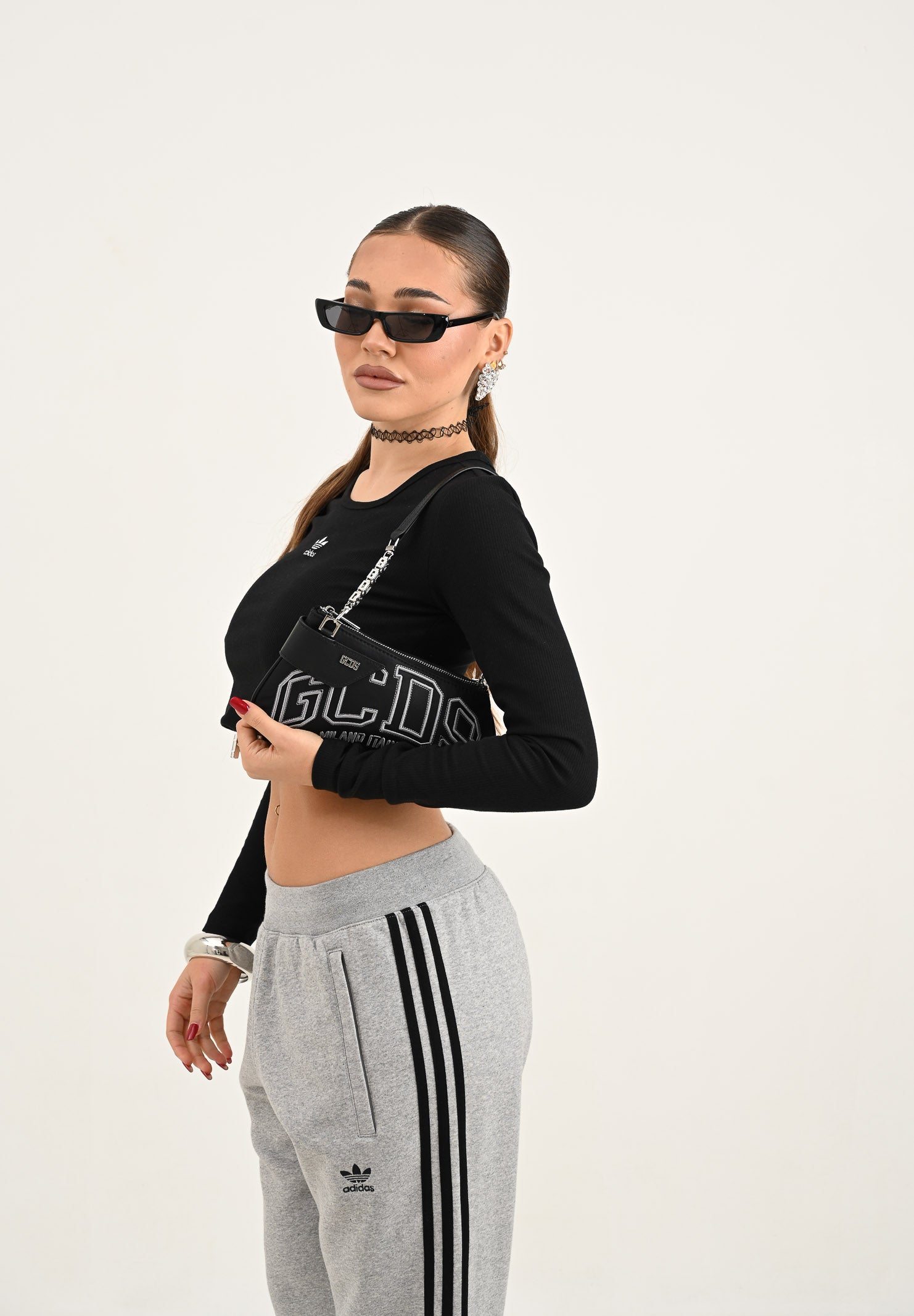 ADIDAS ORIGINALS Top sportivo Essentials Ribbed Crop nero da donna IW5725 . ADIDAS ORIGINALS