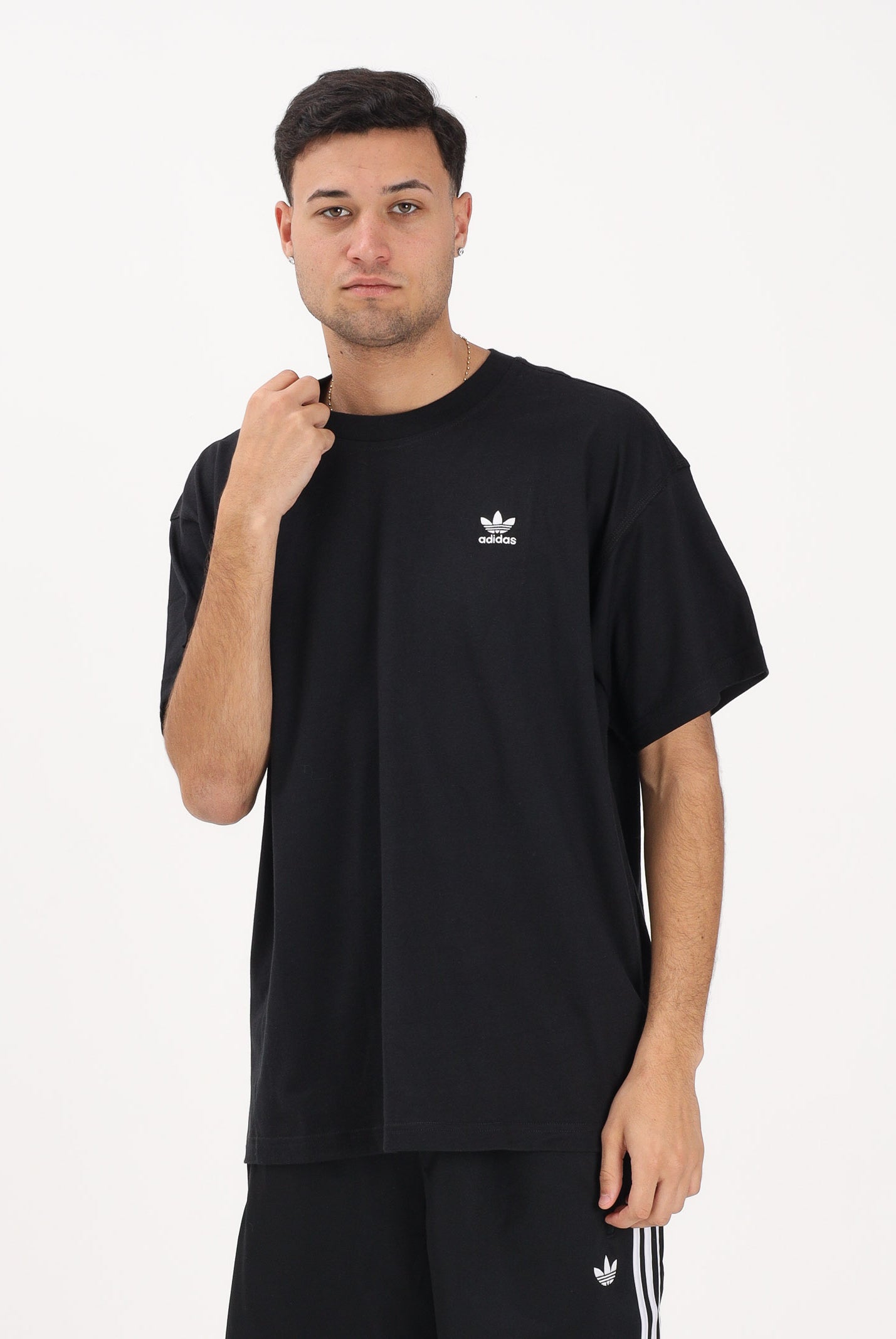ADIDAS ORIGINALS T-shirt a manica corta Trefoil Essentials Oversized nera da uomo JD0349 . ADIDAS ORIGINALS