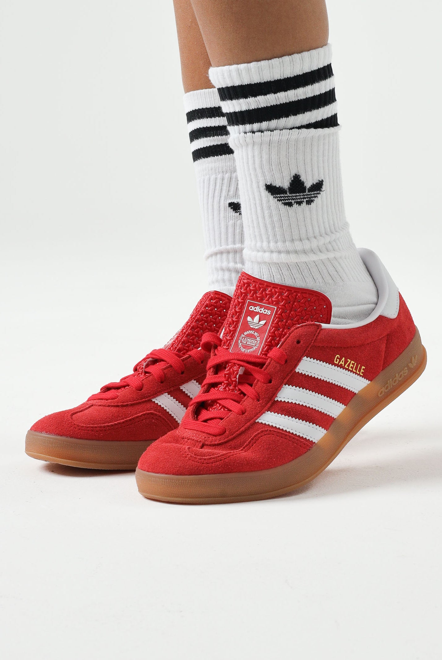 ADIDAS ORIGINALS Sneakers Gazelle rosse per uomo e donna JS3801 . ADIDAS ORIGINALS