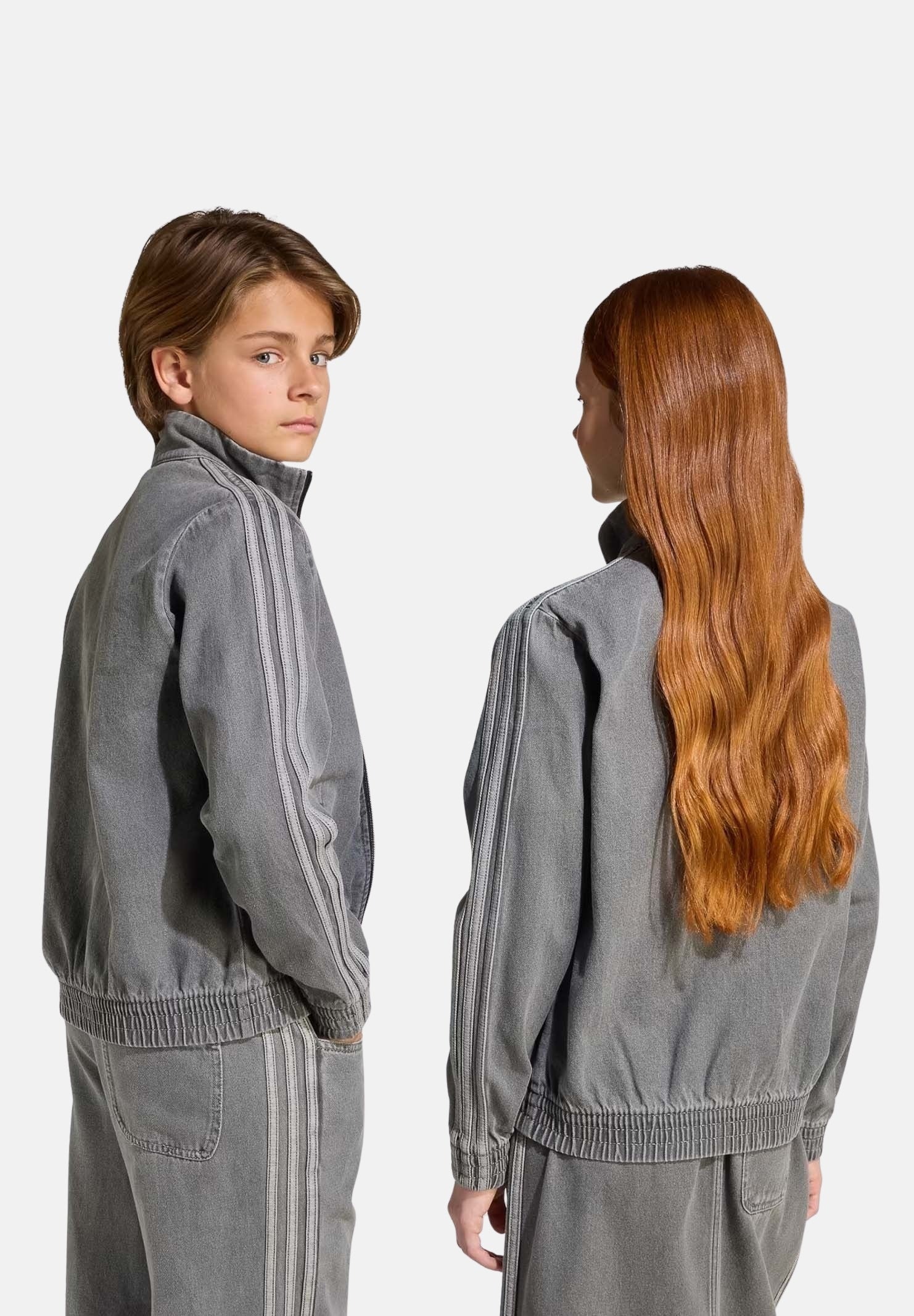 ADIDAS ORIGINALS Giubbotto di jeans Firebird in denim grigio per bambino e bambina JV7801 . ADIDAS ORIGINALS