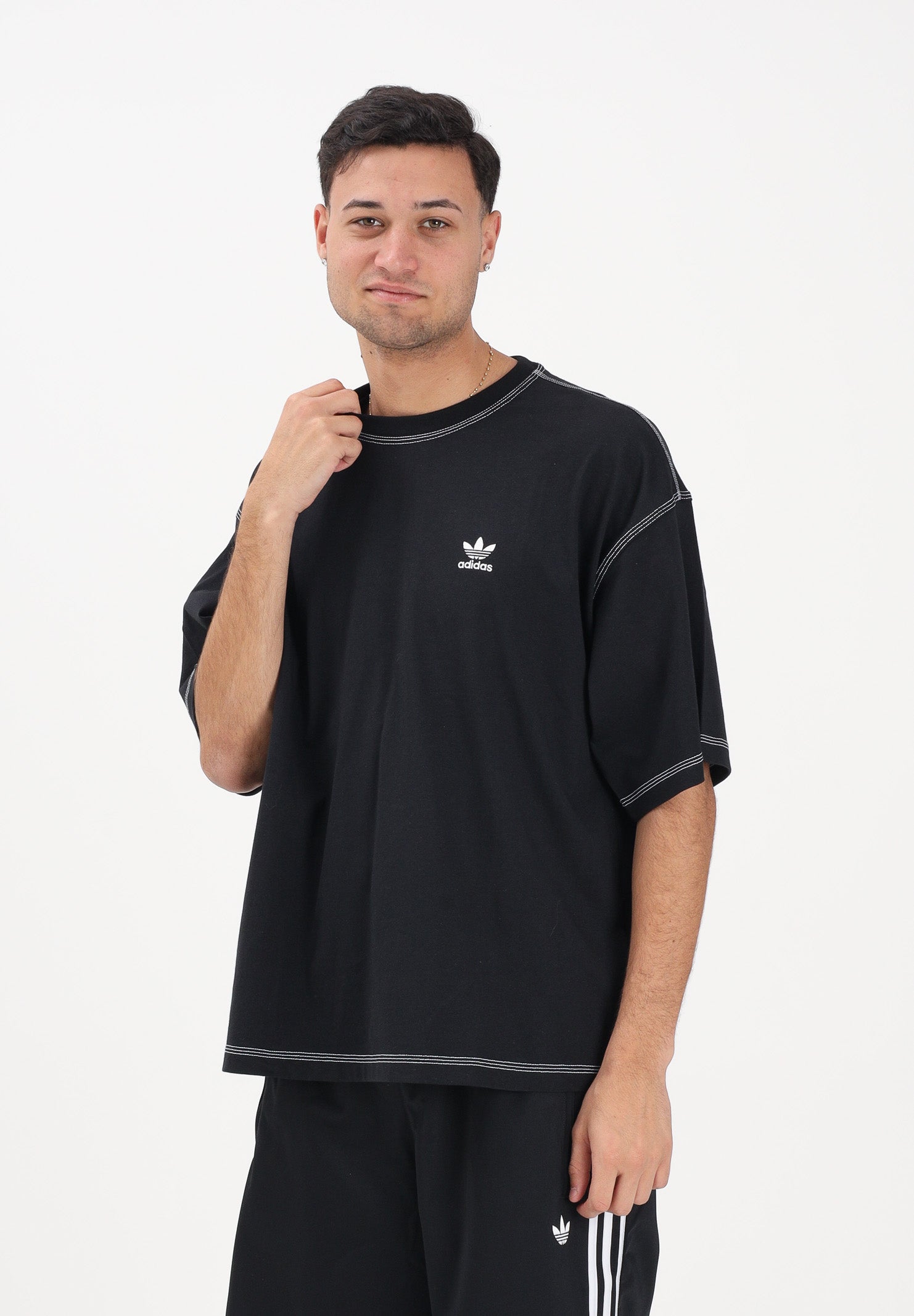 ADIDAS ORIGINALS T-shirt a manica corta TREFOIL ESSENTIALS nera da uomo JW0971 . ADIDAS ORIGINALS