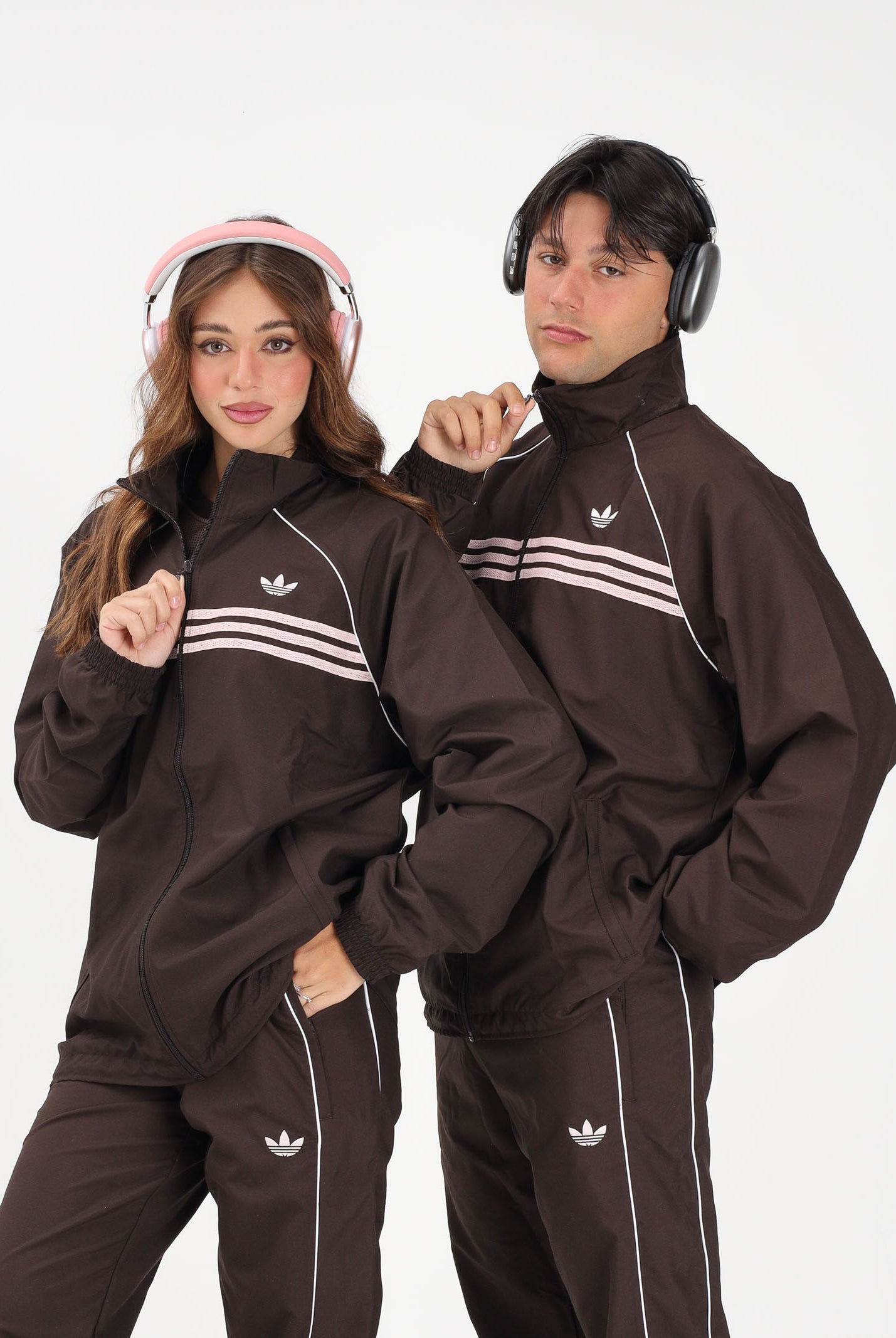 ADIDAS ORIGINALS Giacca a vento CHEST STRIPES marrone e rosa per uomo e donna KC6436 . ADIDAS ORIGINALS