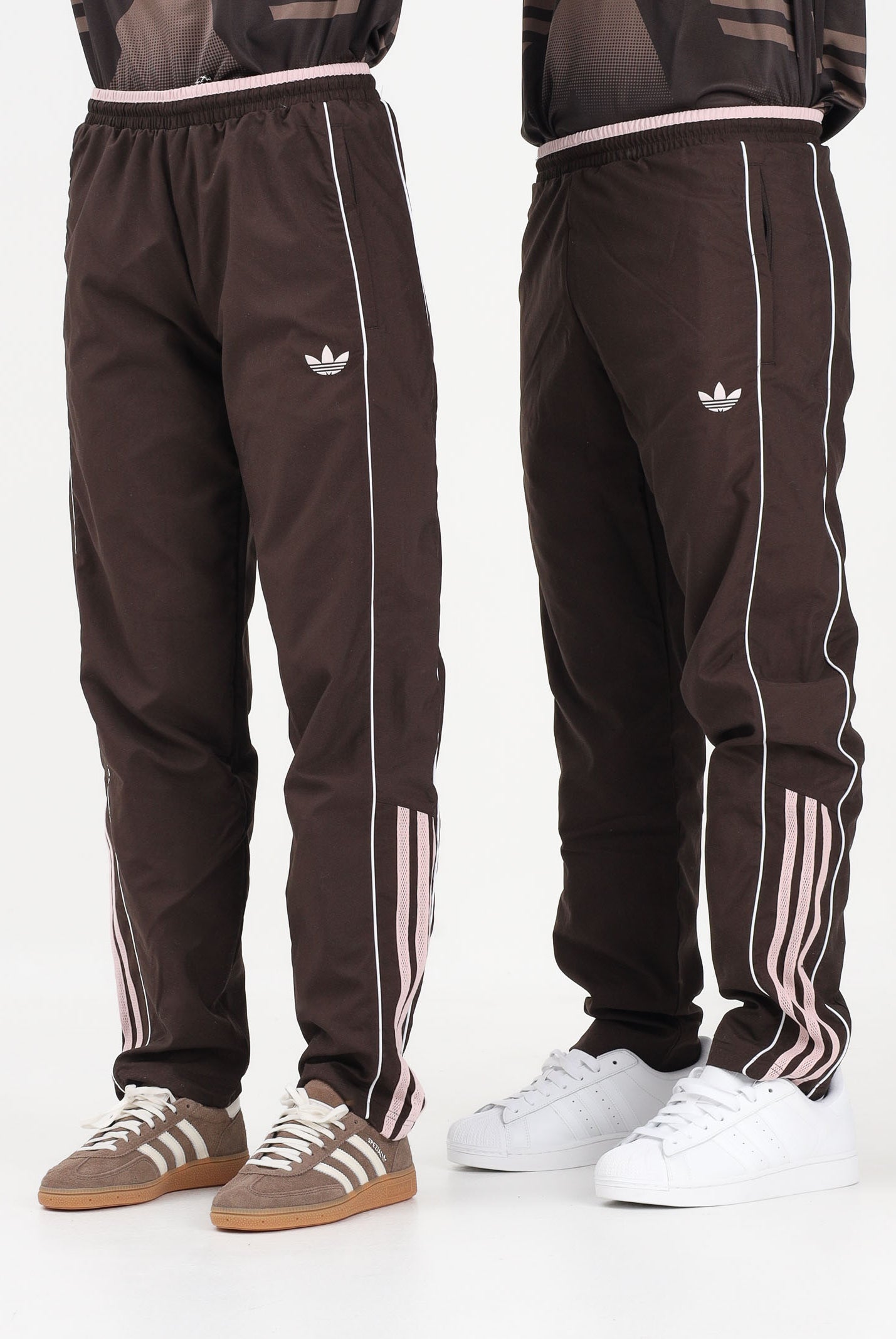 ADIDAS ORIGINALS Pantalone sportivo HALF STRIPES marrone e rosa per uomo e donna KC6441 . ADIDAS ORIGINALS