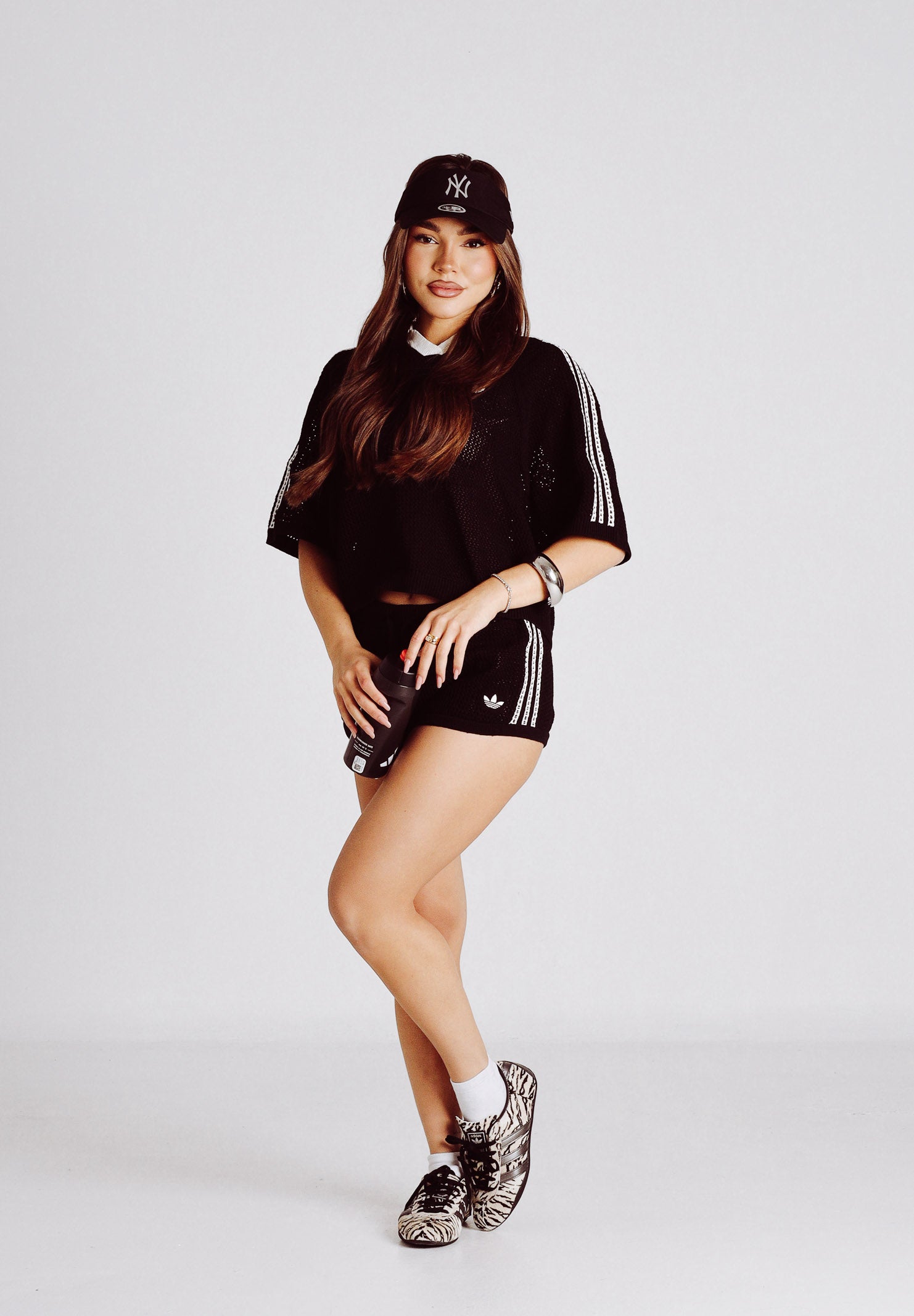 ADIDAS ORIGINALS Shorts Knitted Crochet nero da donna KC6478 . ADIDAS ORIGINALS