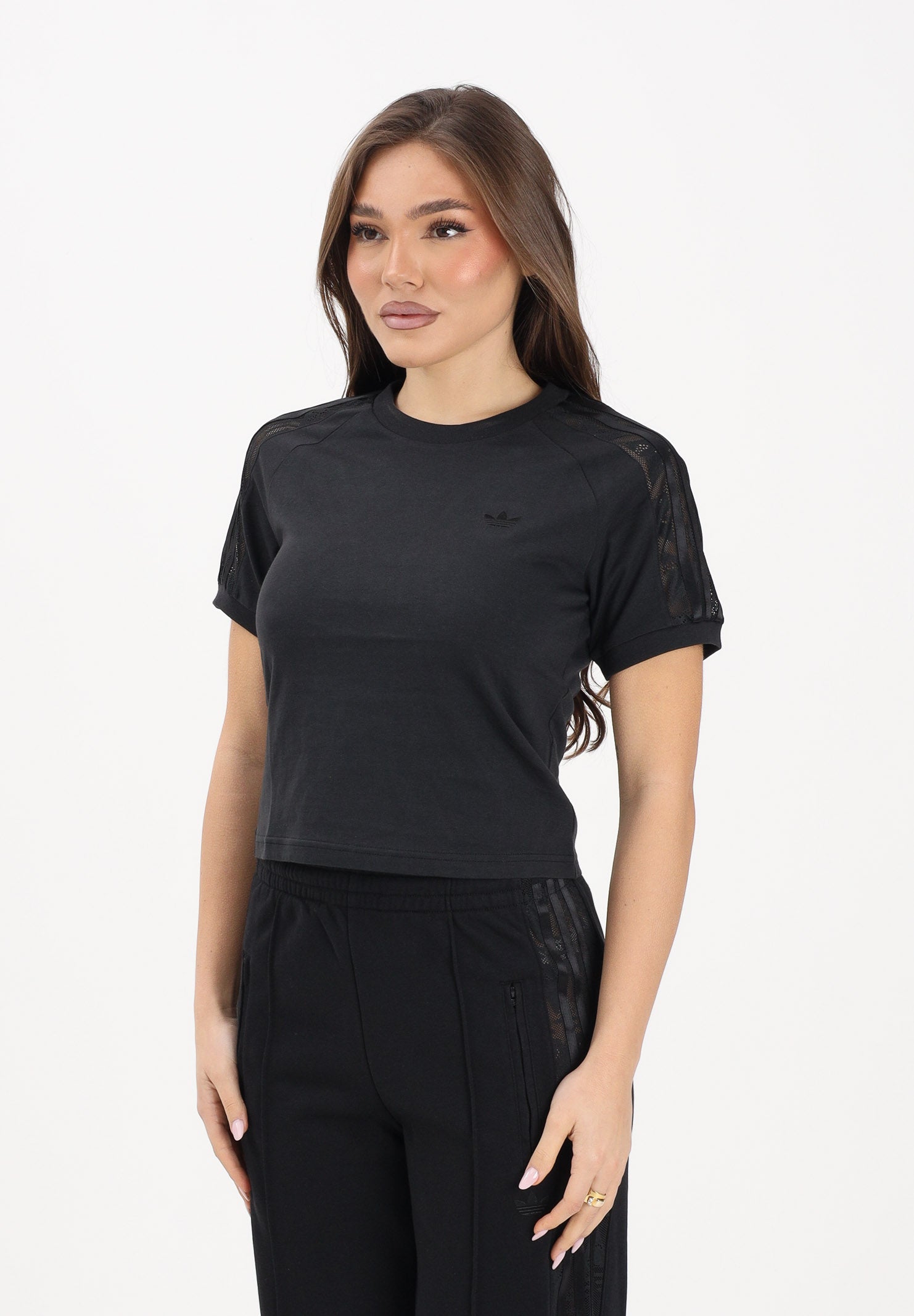 ADIDAS ORIGINALS T-shirt a manica corta LACE CALI nera da donna KC8150 . ADIDAS ORIGINALS