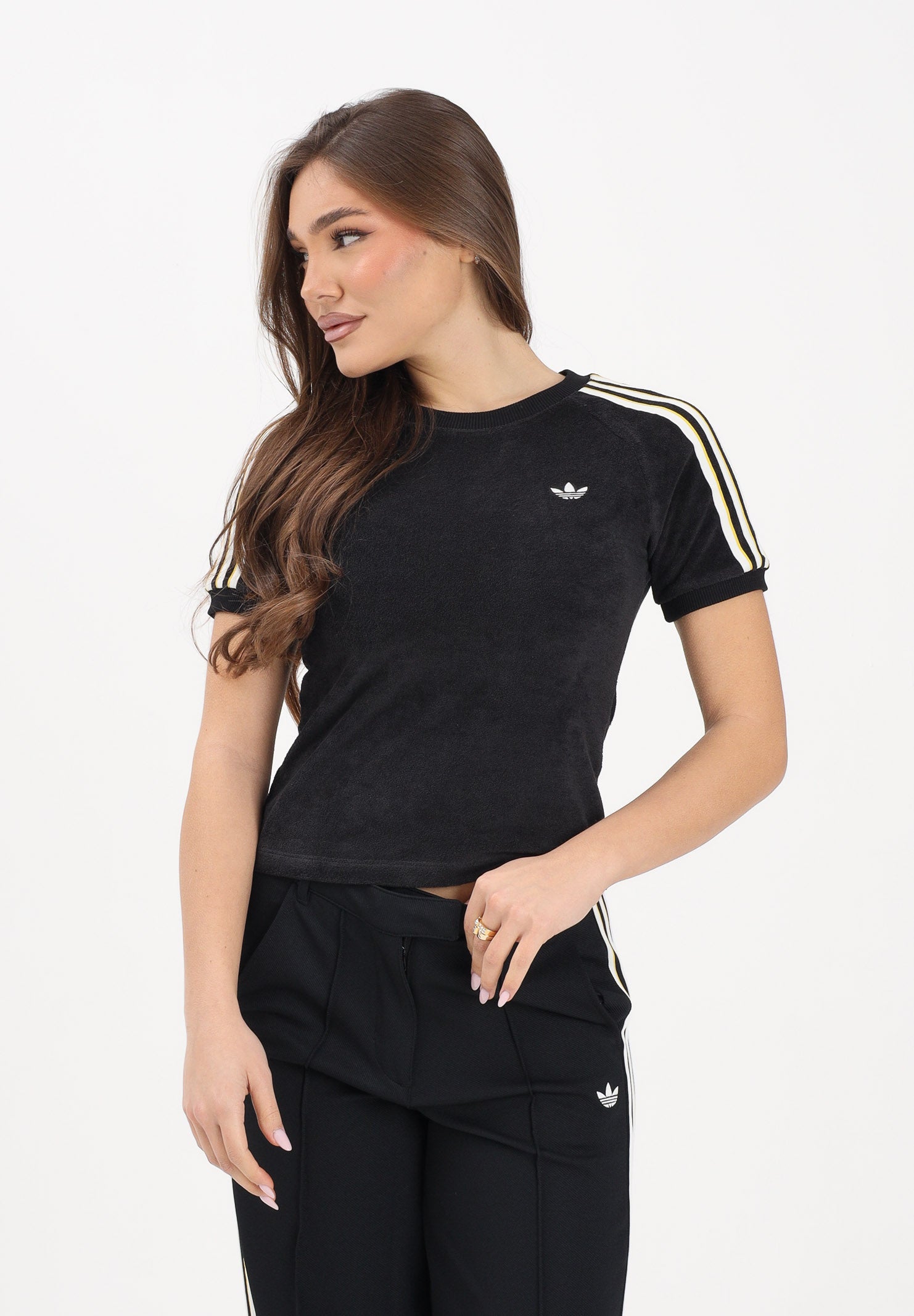 ADIDAS ORIGINALS T-shirt a manica corta Terry Towel Cali nera da donna KD1412 . ADIDAS ORIGINALS