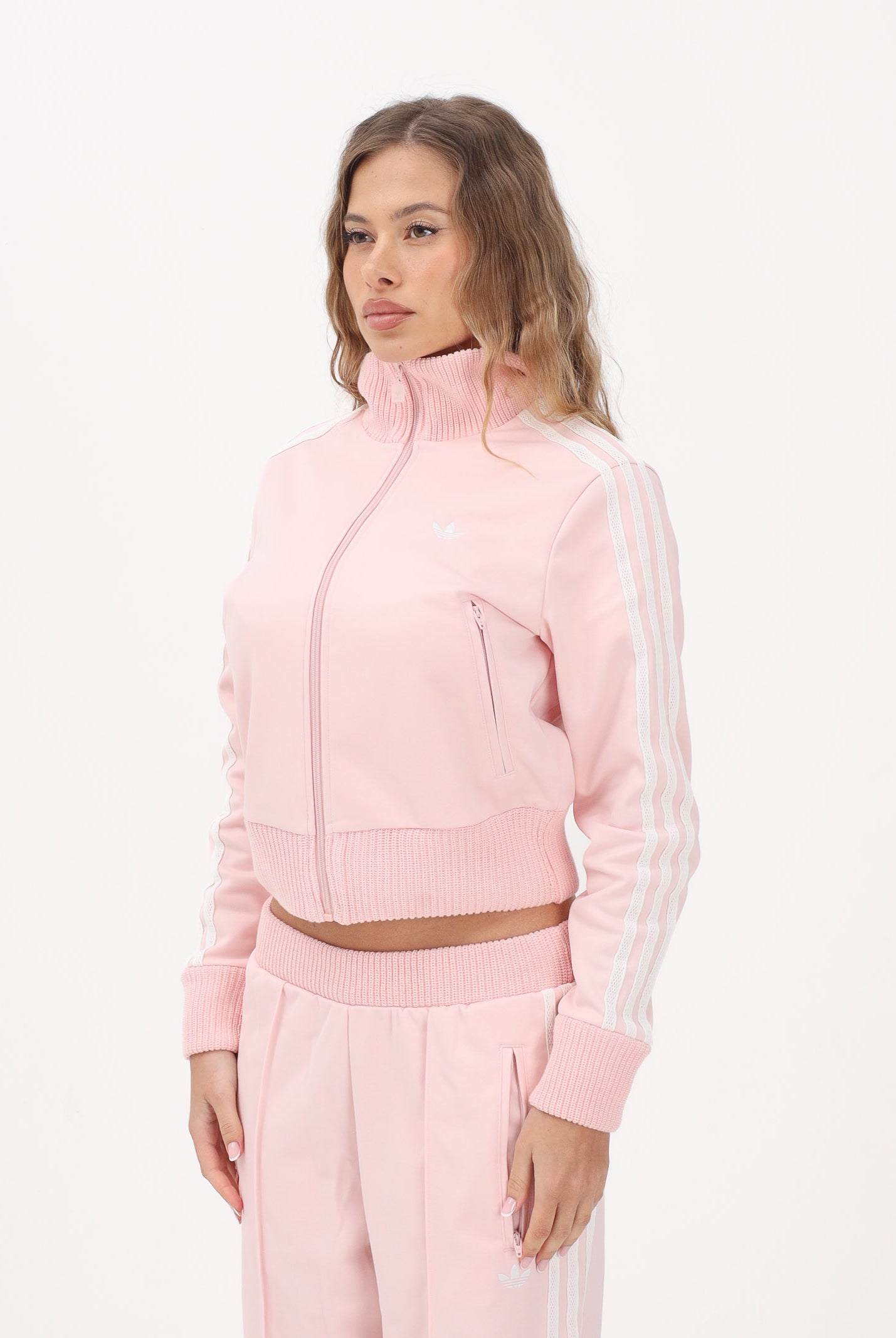 ADIDAS ORIGINALS Felpa con zip Firebird rosa da donna con dettagli in maglia all'uncinetto KD4321 . ADIDAS ORIGINALS