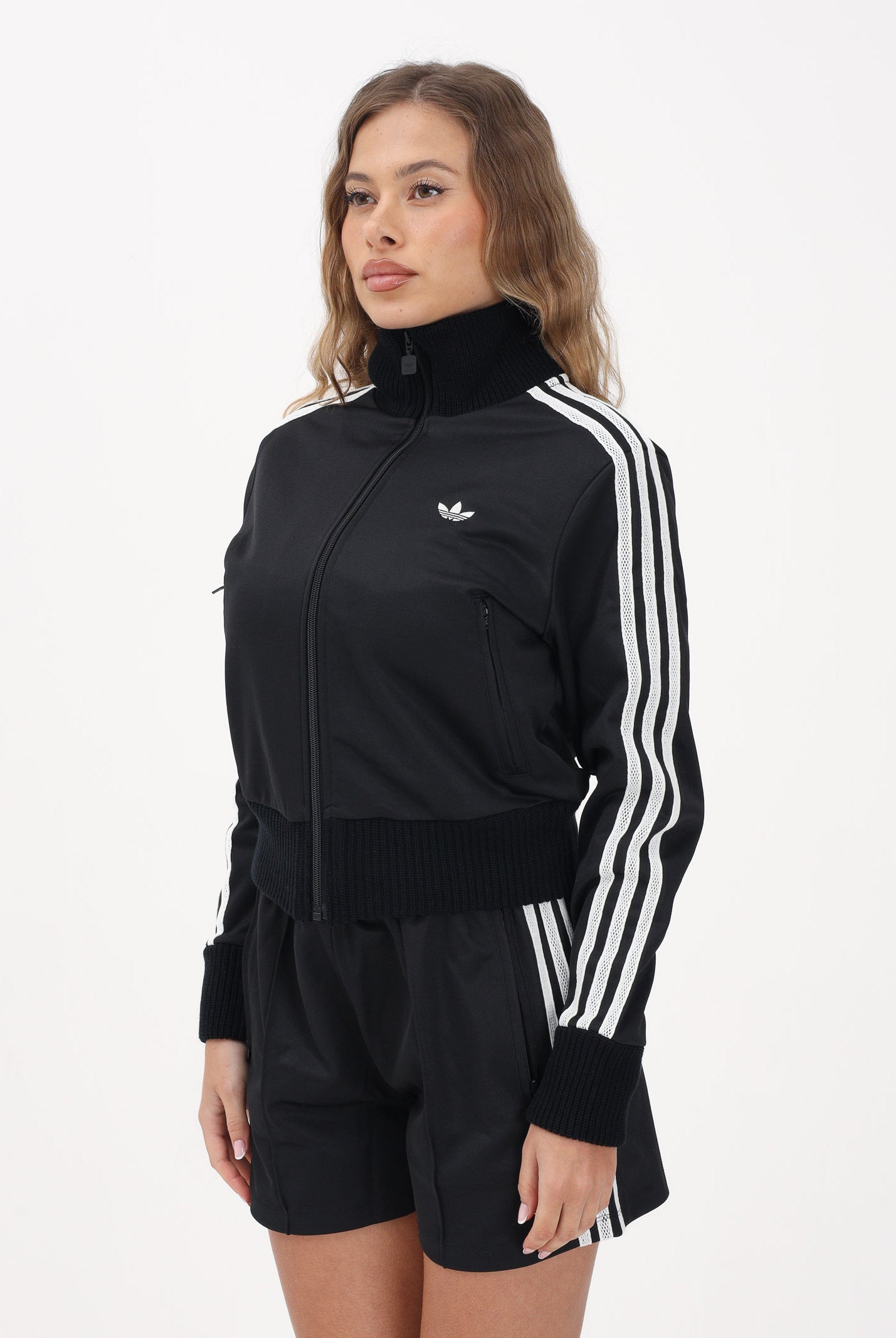 ADIDAS ORIGINALS Felpa con zip Firebird nera da donna con dettagli in maglia all'uncinetto KD5455 . ADIDAS ORIGINALS