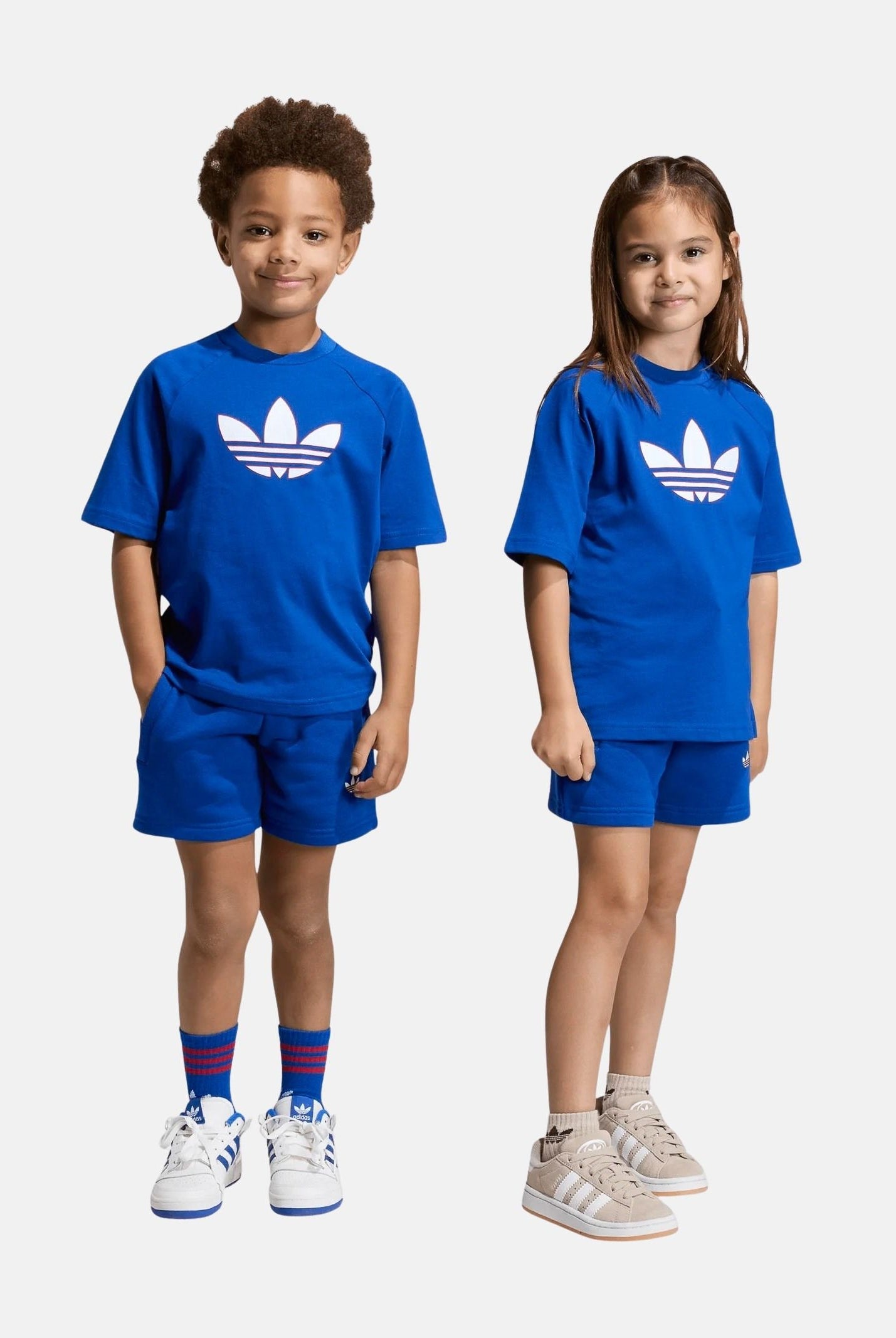 ADIDAS ORIGINALS Completino TREFOIL LOOSE blu da bambino KD5763 . ADIDAS ORIGINALS