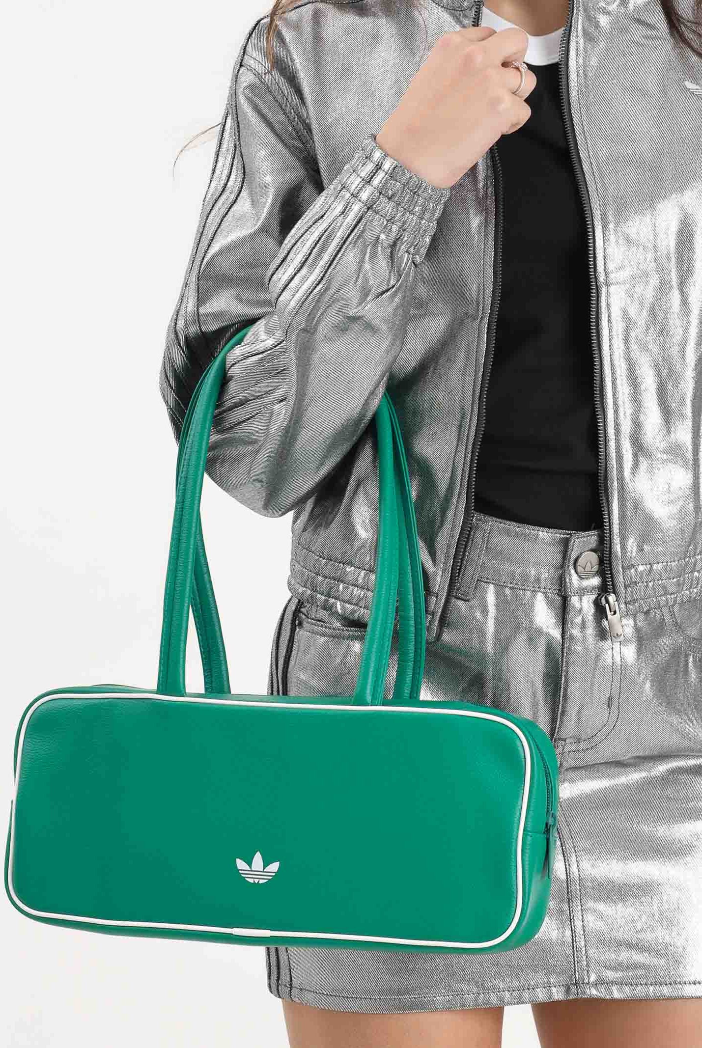 ADIDAS ORIGINALS Borsa a spalla Adicolor Elongated Airliner verde da donna KD7849 . ADIDAS ORIGINALS