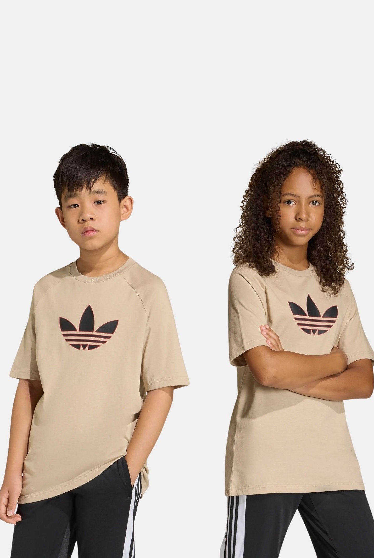 ADIDAS ORIGINALS T-shirt a manica corta Trefoil Loose beige per bambino e bambina KE2874 . ADIDAS ORIGINALS