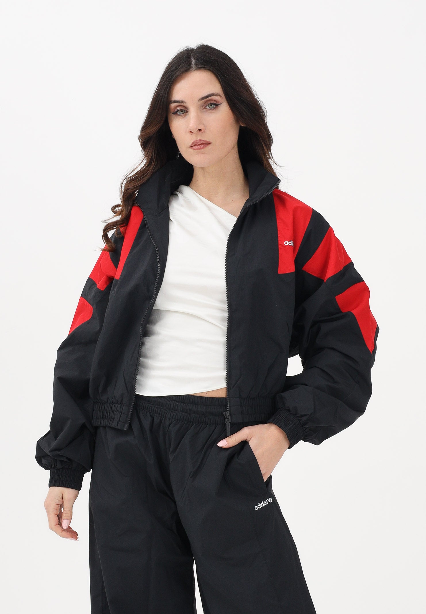 ADIDAS ORIGINALS Giacca a vento BLOCKED WASHED nera e rossa da donna KE5036 . ADIDAS ORIGINALS