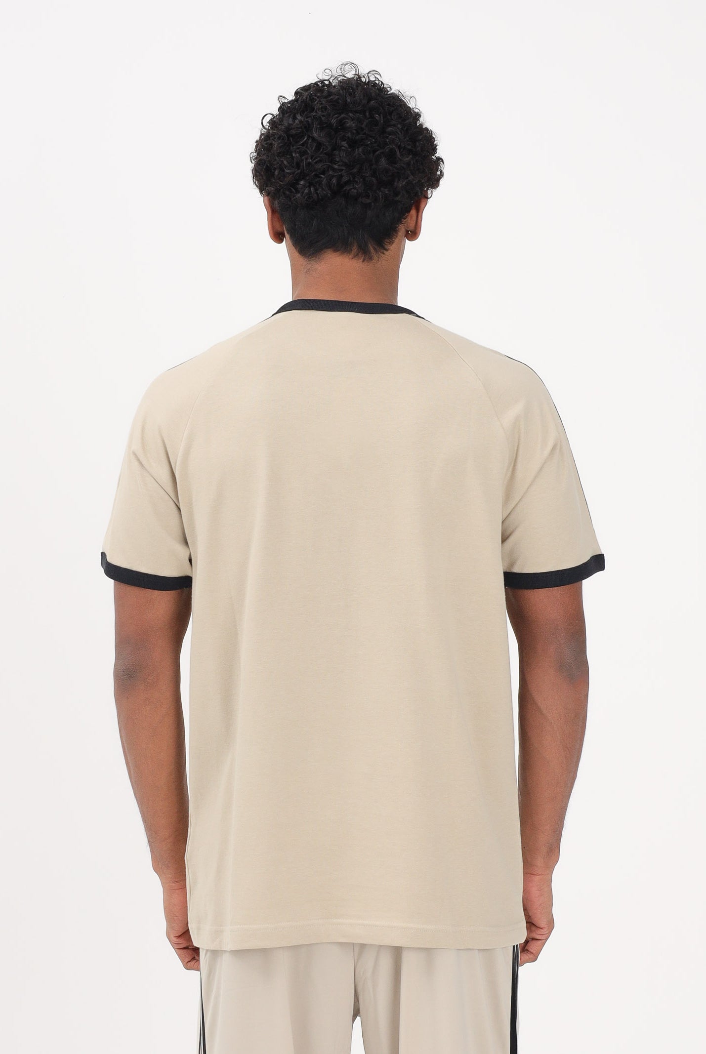 ADIDAS ORIGINALS T-shirt a manica corta 3 STRIPES beige e nera da uomo KE7964 . ADIDAS ORIGINALS