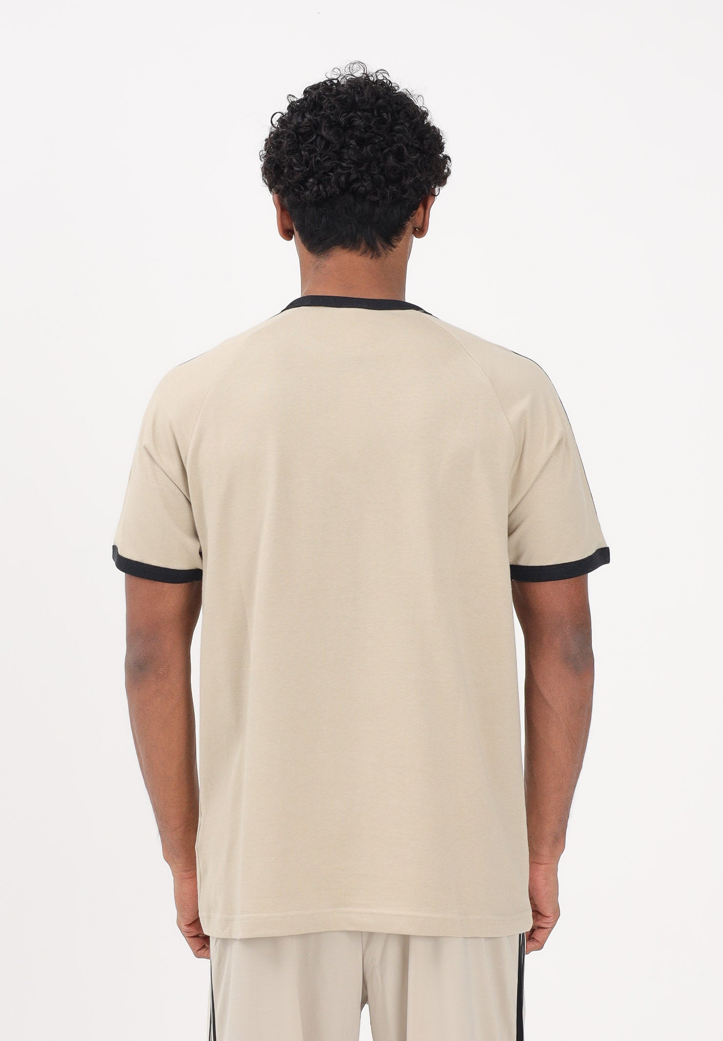 ADIDAS ORIGINALS T-shirt a manica corta 3 STRIPES beige e nera da uomo KE7964 . ADIDAS ORIGINALS