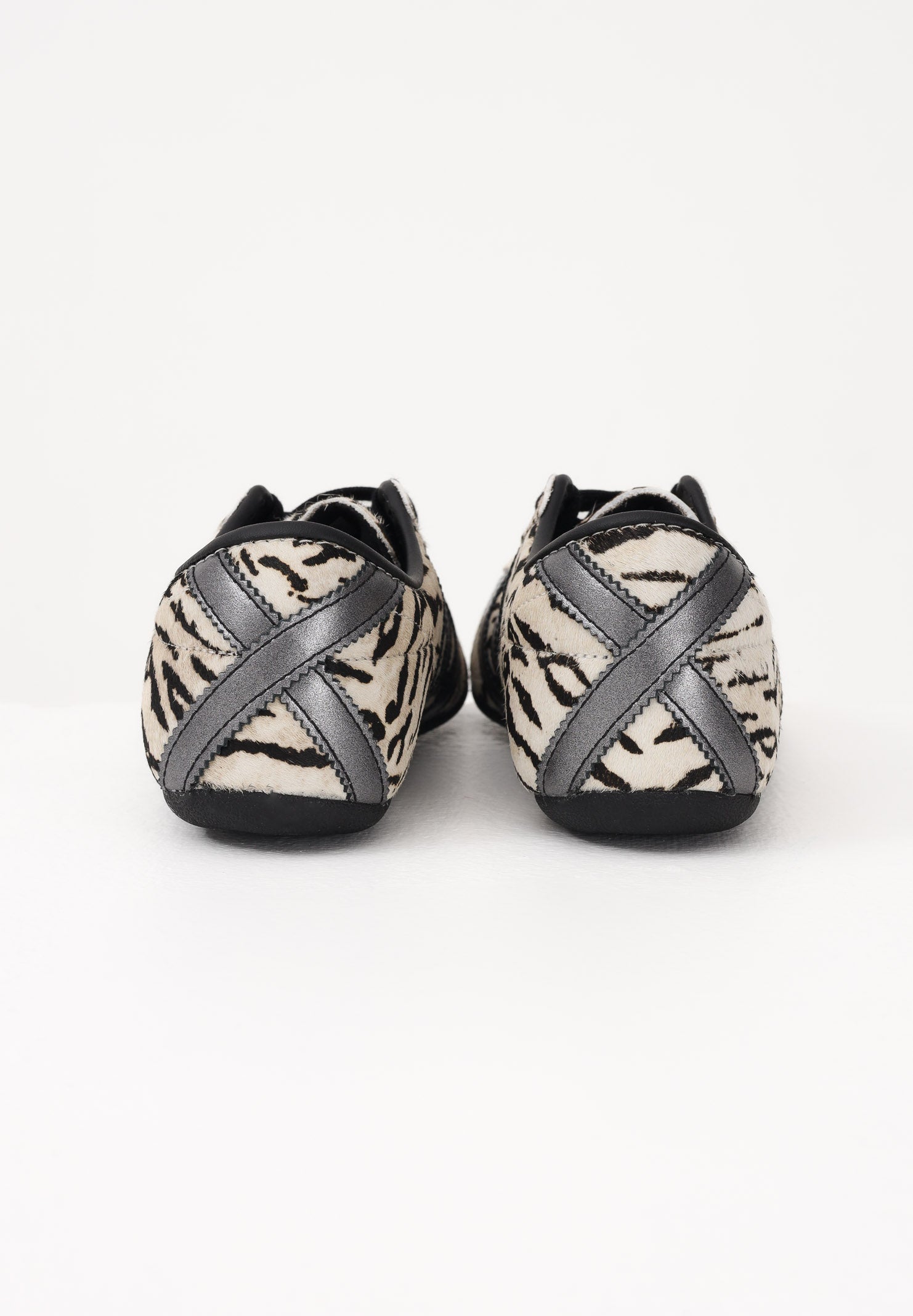 ADIDAS ORIGINALS Sneakers TOKYO nere e panna da donna con stampa animalier KI4173 . ADIDAS ORIGINALS