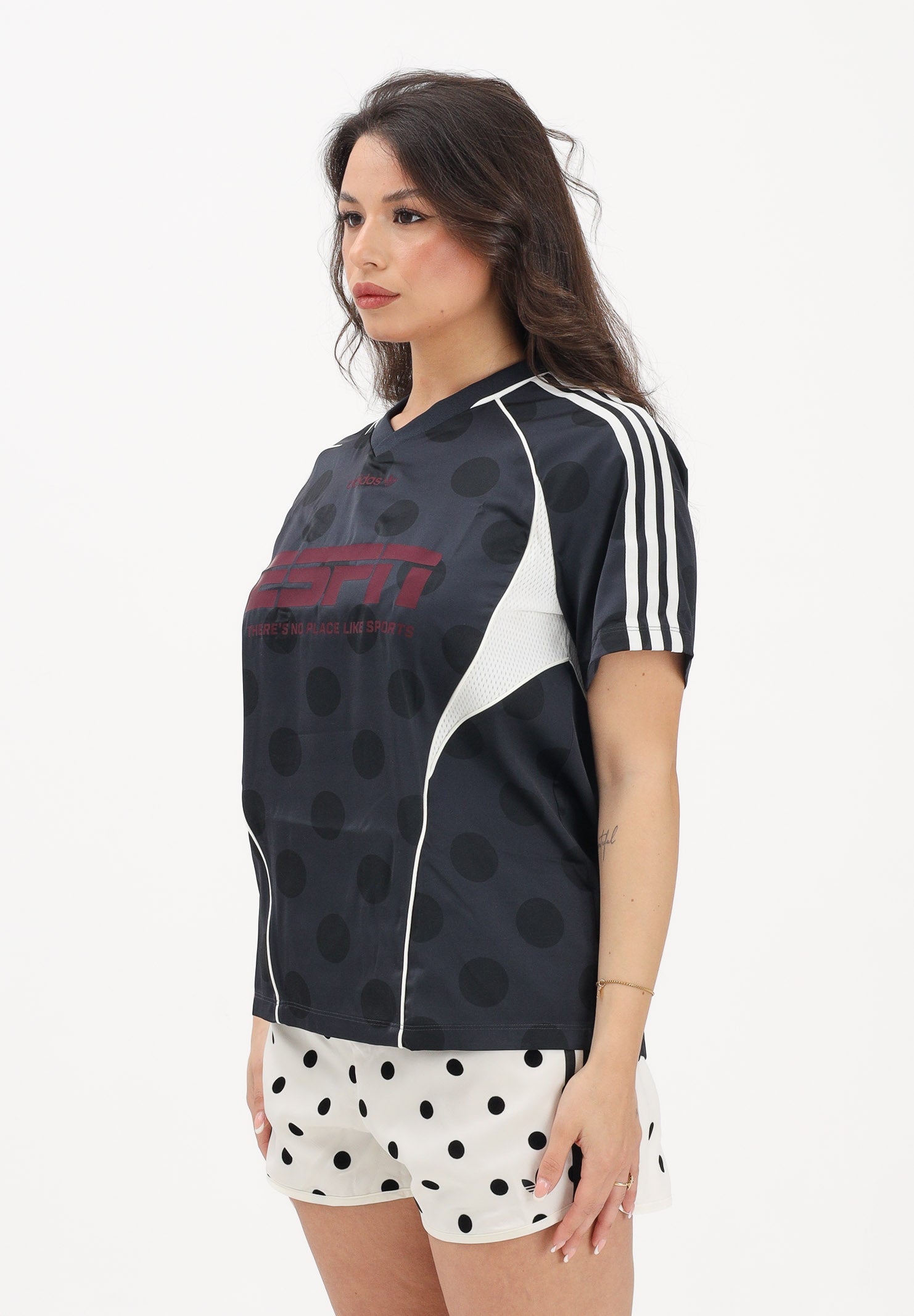 ADIDAS ORIGINALS T-shirt a manica corta Street nera da donna KV1189 . ADIDAS ORIGINALS