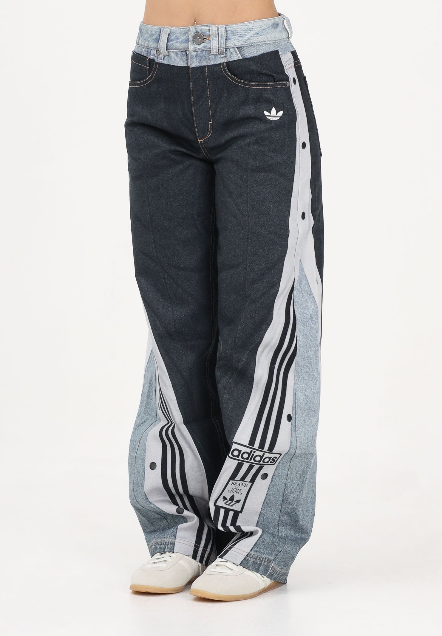 ADIDAS ORIGINALS Jeans vintage Adibreak con stampa Dead in denim chiaro e nero da donna KW4516 . ADIDAS ORIGINALS