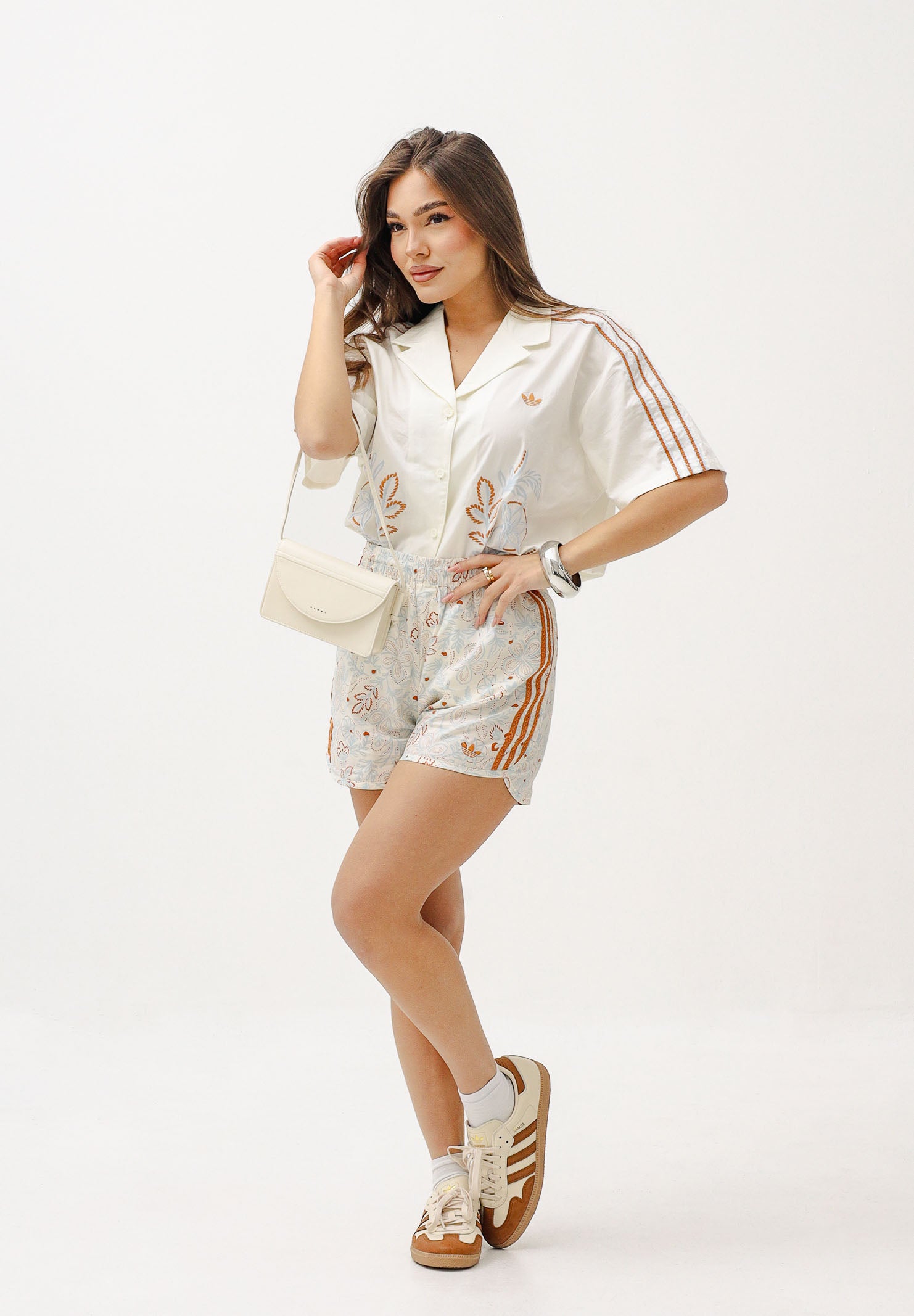 ADIDAS ORIGINALS Shorts sportivo SUMMER GLOW AOP bianco da donna KW5831 . ADIDAS ORIGINALS