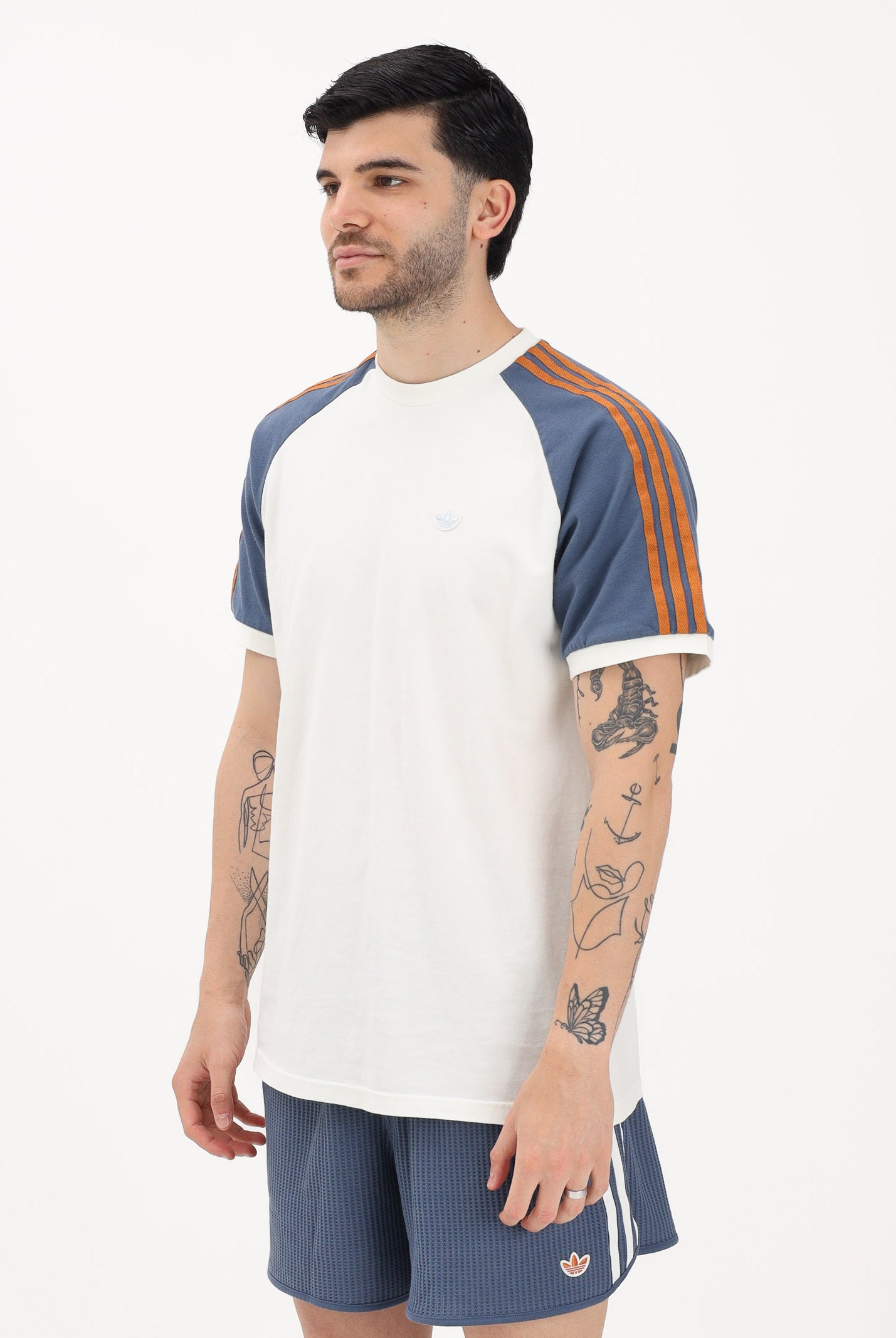 ADIDAS ORIGINALS T-shirt a manica corta WASHED CALI bianca da uomo KX1261 . ADIDAS ORIGINALS
