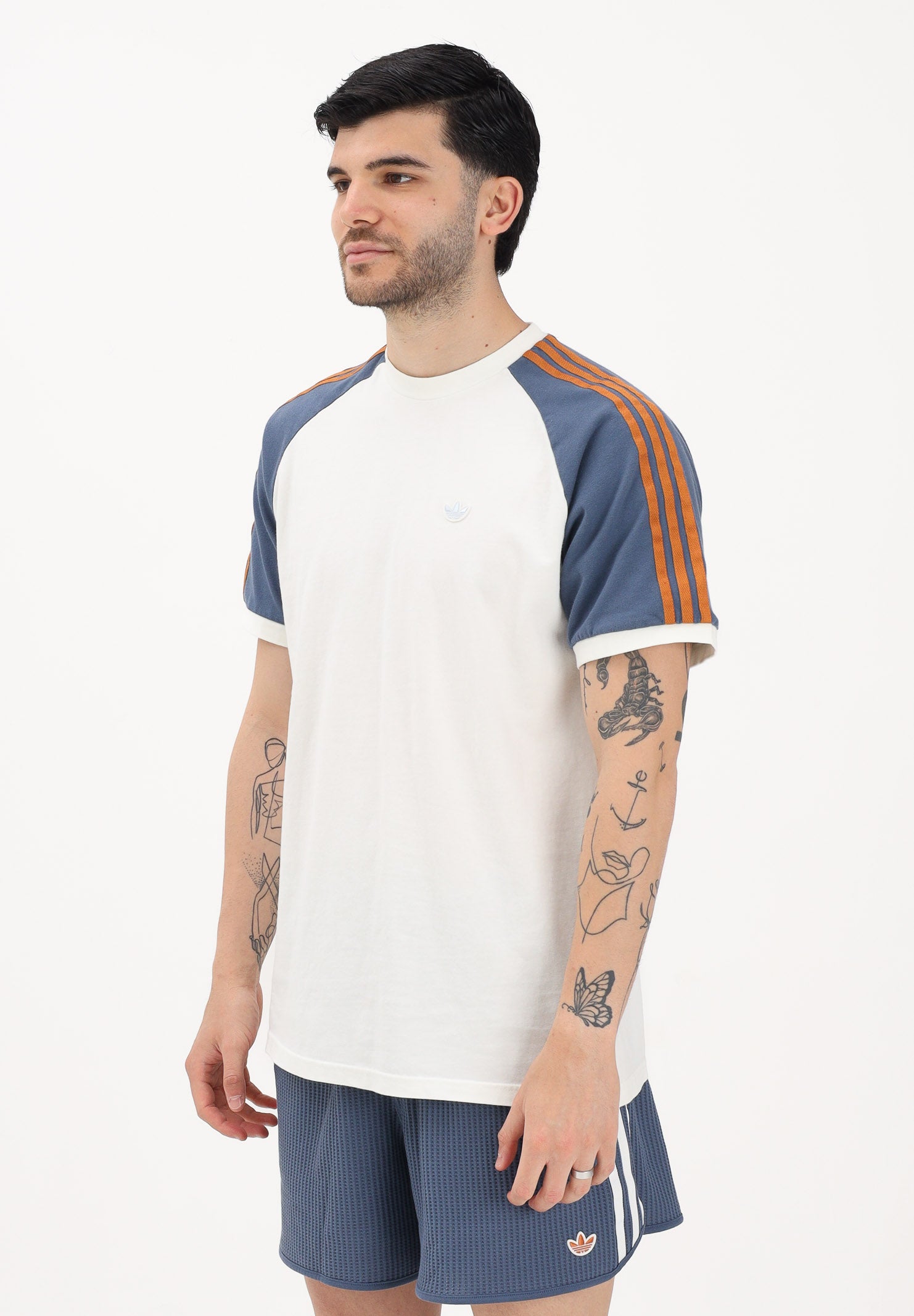 ADIDAS ORIGINALS T-shirt a manica corta WASHED CALI bianca da uomo KX1261 . ADIDAS ORIGINALS