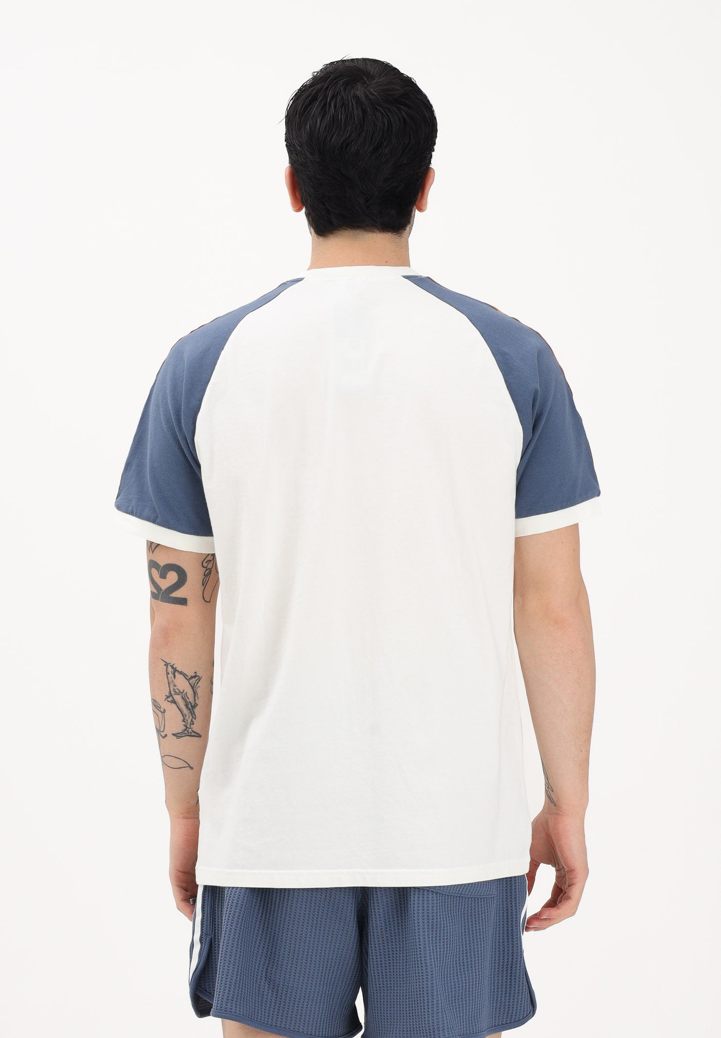 ADIDAS ORIGINALS T-shirt a manica corta WASHED CALI bianca da uomo KX1261 . ADIDAS ORIGINALS