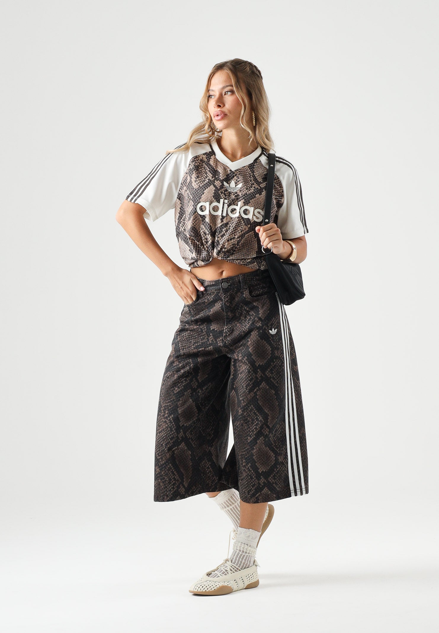 ADIDAS ORIGINALS shorts donna Snake Print Denim Bermuda Shorts marrone donna. KX1900 . ADIDAS ORIGINALS