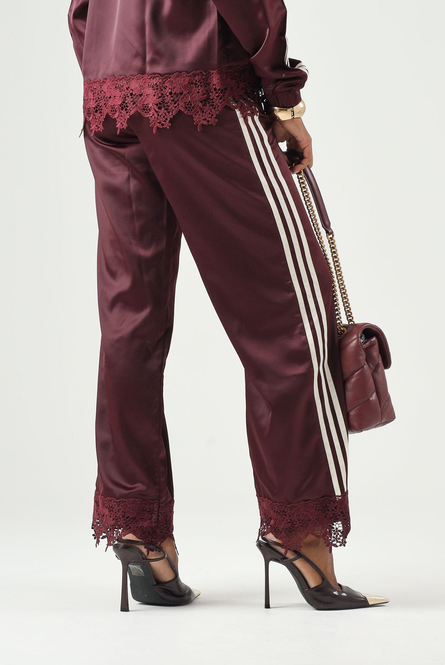 ADIDAS ORIGINALS Pantaloni SATIN maroon bordeaux da donna in tessuto effetto satin <BR/> LD1807 . ADIDAS ORIGINALS