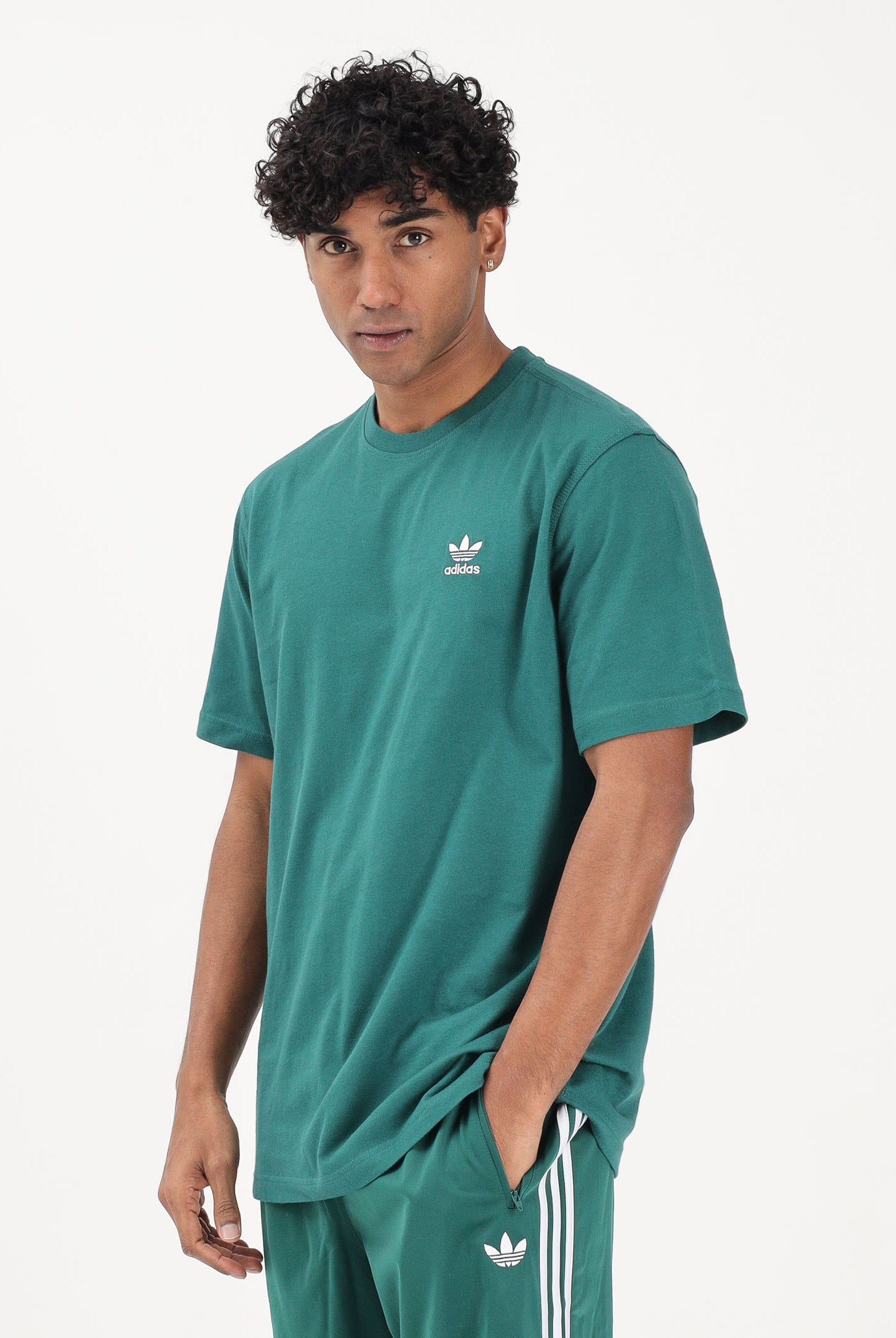 ADIDAS ORIGINALS T-shirt a manica corta Trefoil Essentials verde da uomo KD1323 . ADIDAS ORIGINALS