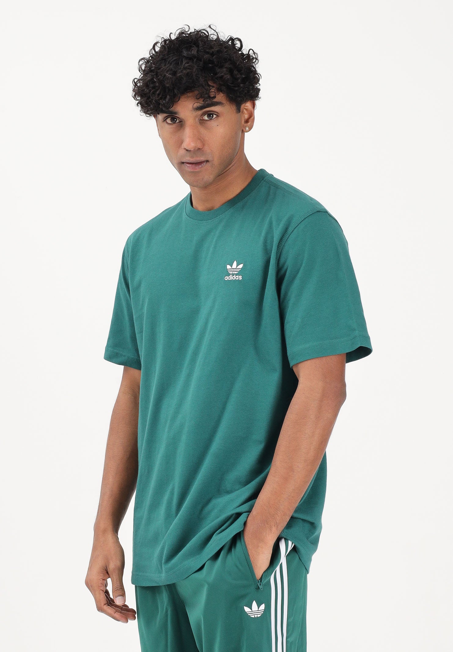 ADIDAS ORIGINALS T-shirt a manica corta Trefoil Essentials verde da uomo KD1323 . ADIDAS ORIGINALS