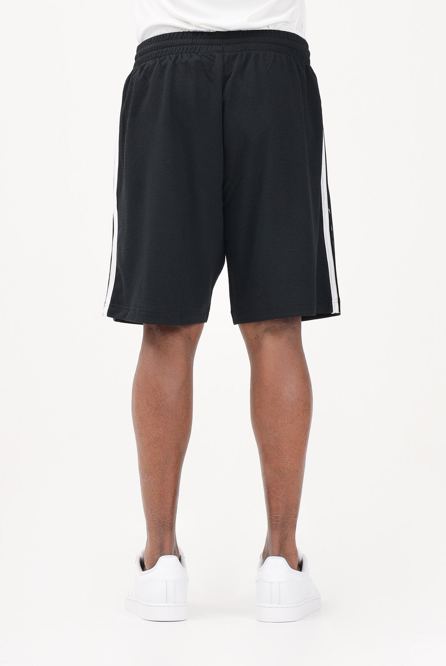 ADIDAS ORIGINALS Shorts sportivo Adicolor nero da uomo KD4081 . ADIDAS ORIGINALS