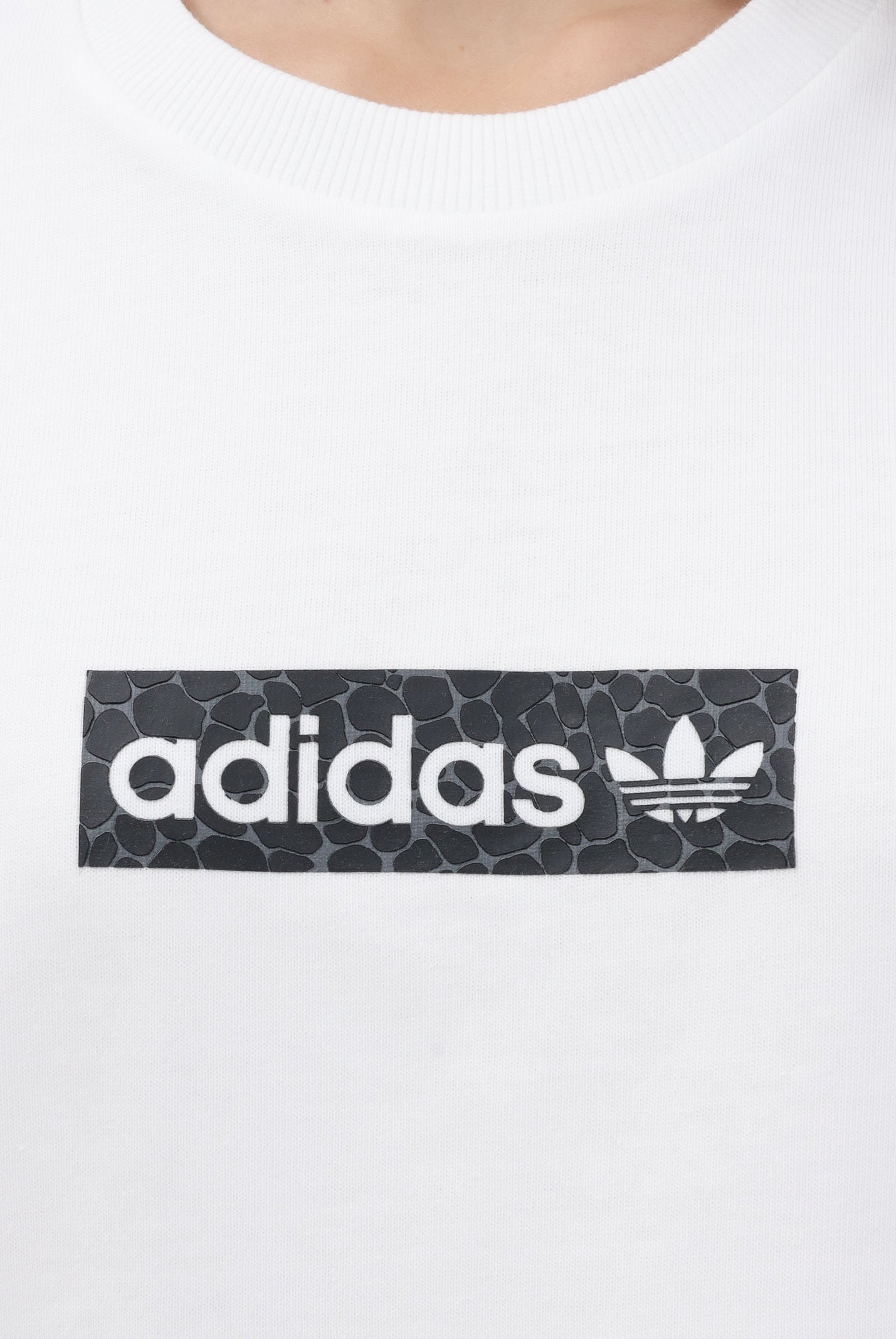 ADIDAS ORIGINALS T-shirt a manica corta AOP bianca da donna KD8812 . ADIDAS ORIGINALS