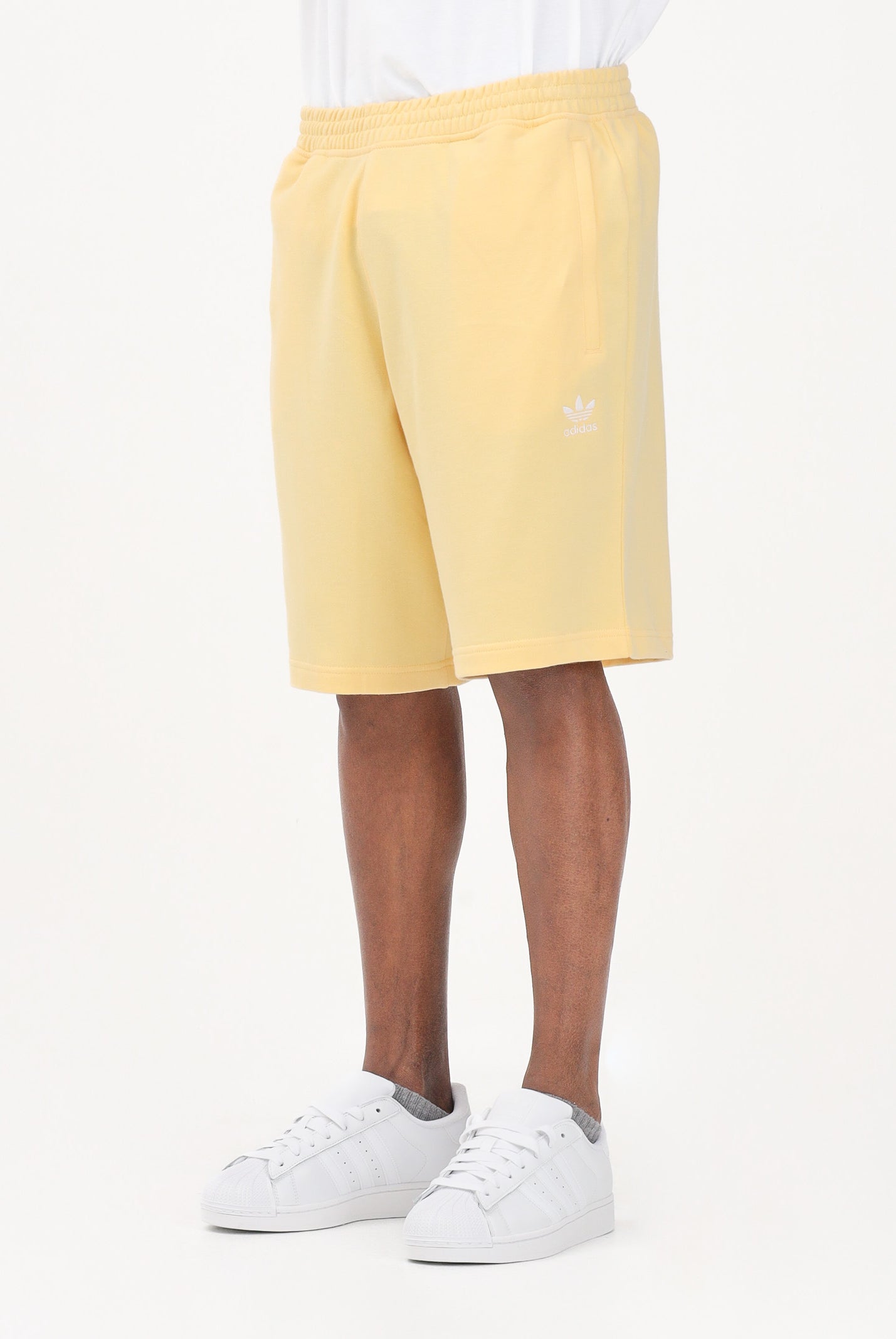 ADIDAS ORIGINALS Shorts Essentials giallo da uomo KE1163 . ADIDAS ORIGINALS
