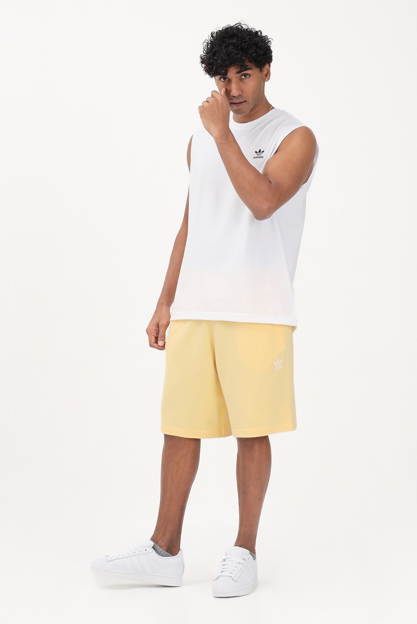 ADIDAS ORIGINALS Shorts Essentials giallo da uomo KE1163 . ADIDAS ORIGINALS