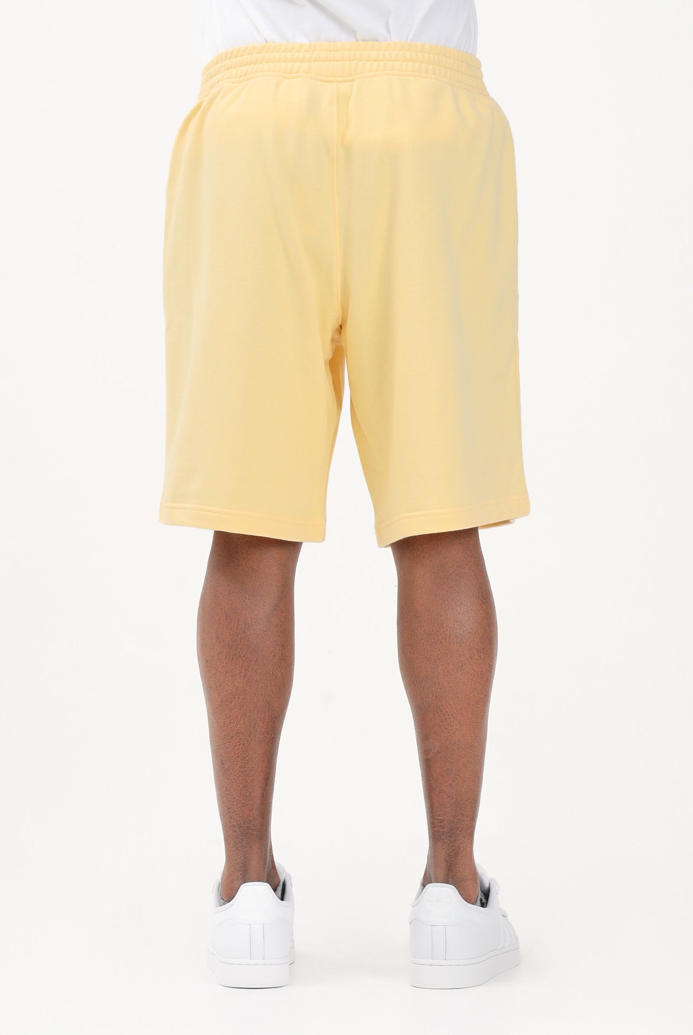 ADIDAS ORIGINALS Shorts Essentials giallo da uomo KE1163 . ADIDAS ORIGINALS