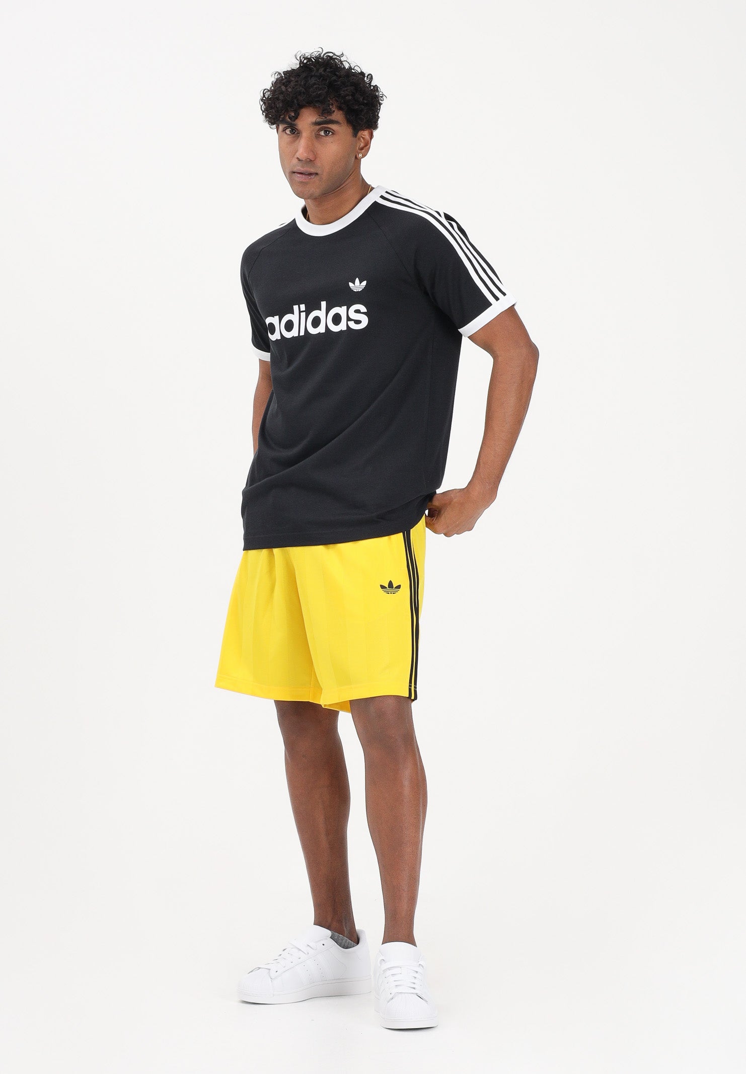 ADIDAS ORIGINALS Shorts sportivo 3 Stripes Loose Engineered giallo da uomo KE3592 . ADIDAS ORIGINALS
