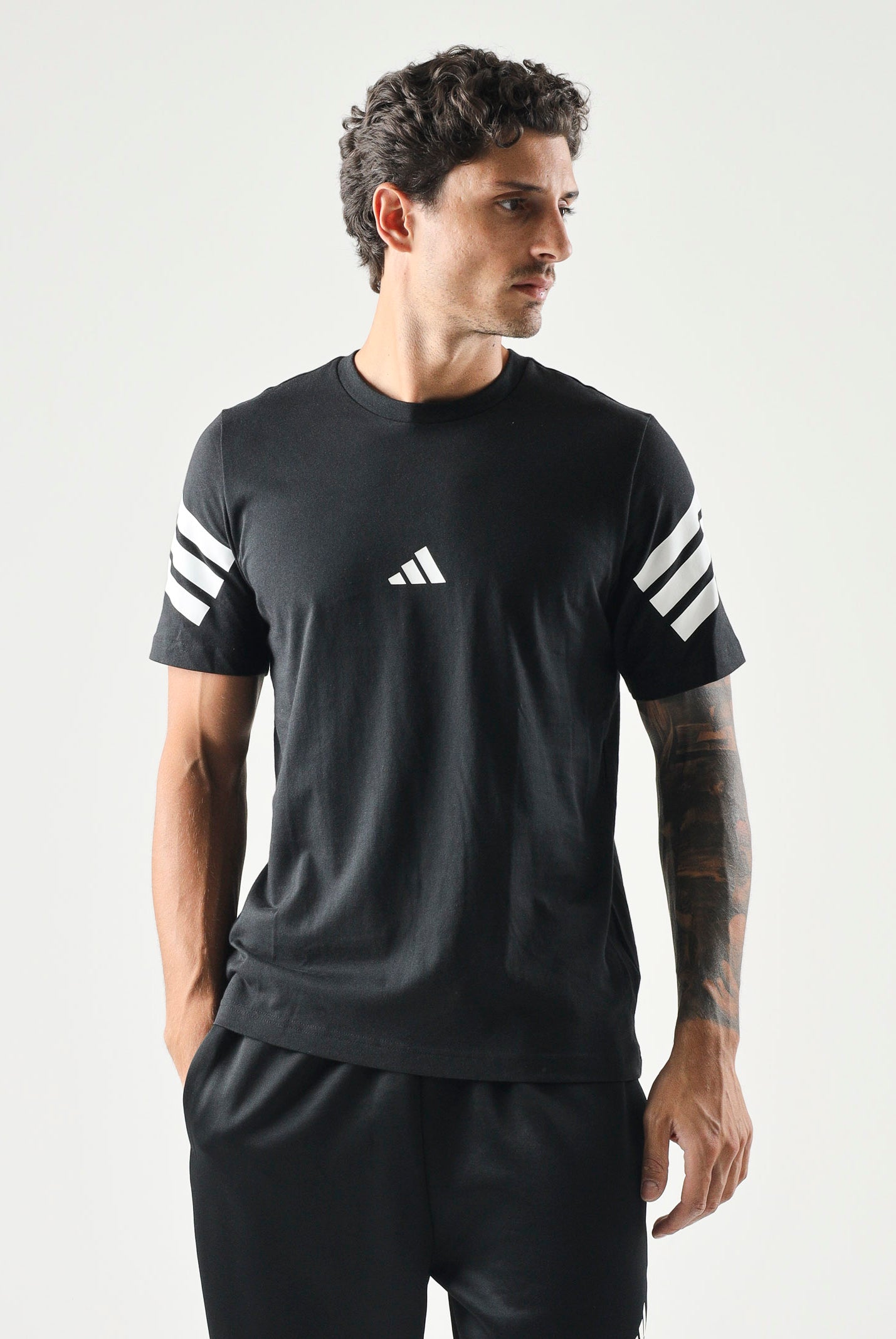 ADIDAS PERFORMANCE T-shirt a manica corta Future Icons 3-Stripes nera da uomo JD4877 . ADIDAS PERFORMANCE