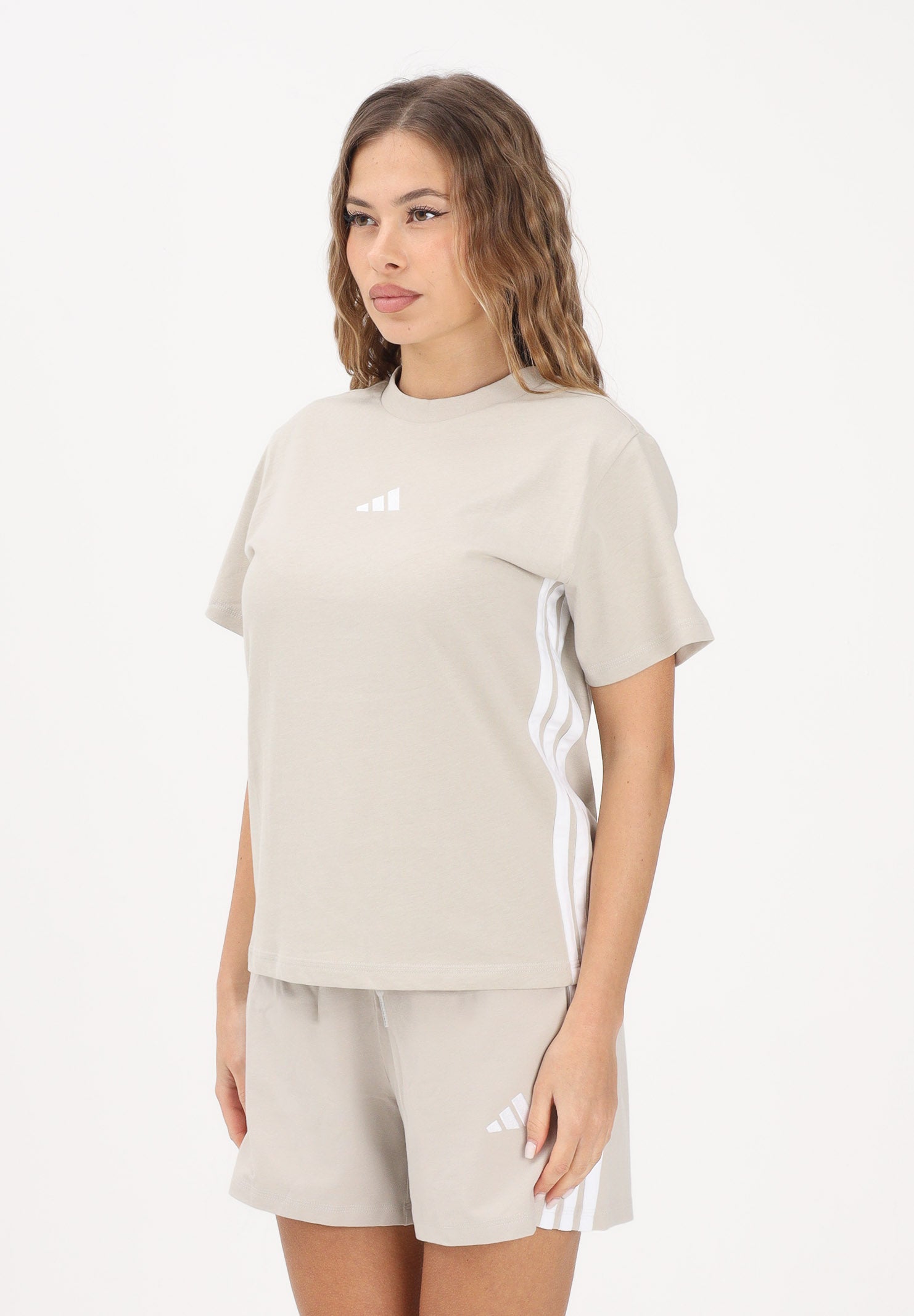 ADIDAS PERFORMANCE T-shirt a manica corta Essentials 3-Stripes beige da donna JE1237 . ADIDAS PERFORMANCE