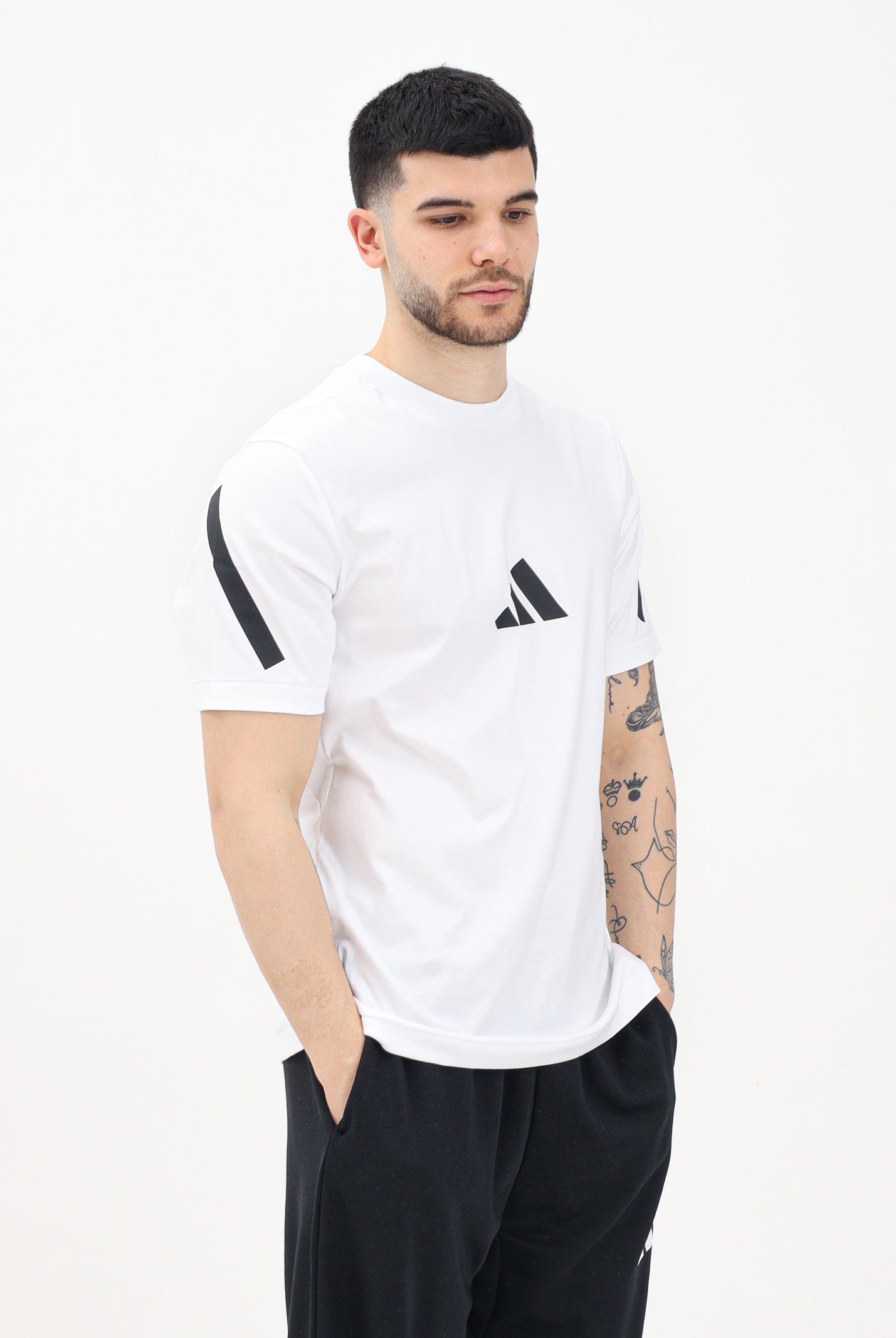 ADIDAS PERFORMANCE T-shirt a manica corta adidas Z.N.E. bianca da uomo JE3078 . ADIDAS PERFORMANCE