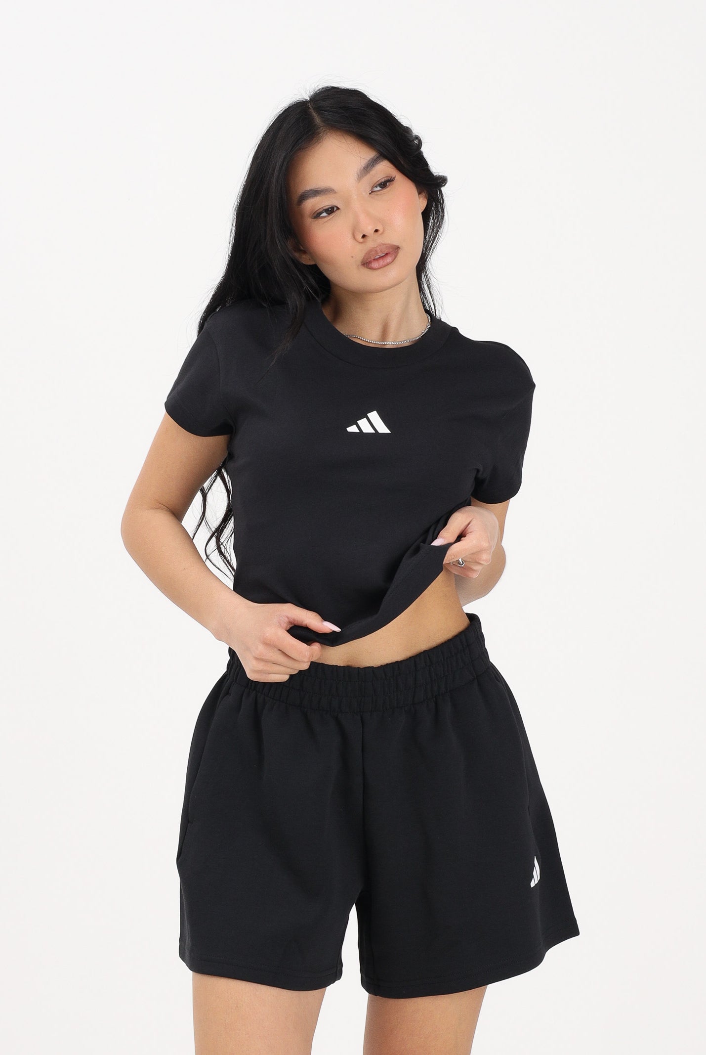 ADIDAS PERFORMANCE T-shirt a manica corta FUTURE ICONS SMALL LOGO nera da donna JE4000 . ADIDAS PERFORMANCE