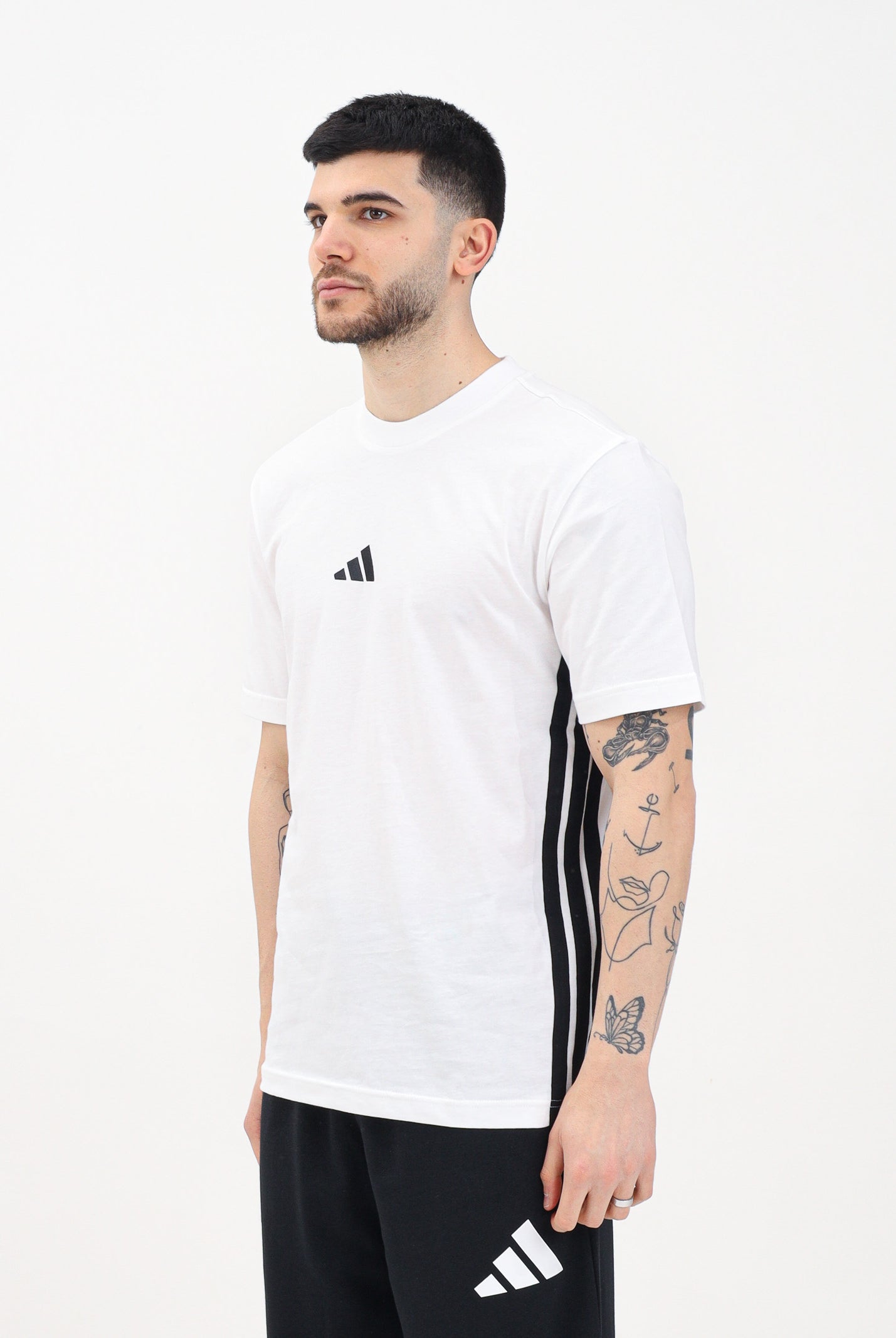 ADIDAS PERFORMANCE T-shirt a manica corta Essentials 3-Stripes Single Jersey bianca da uomo JE6388 . ADIDAS PERFORMANCE