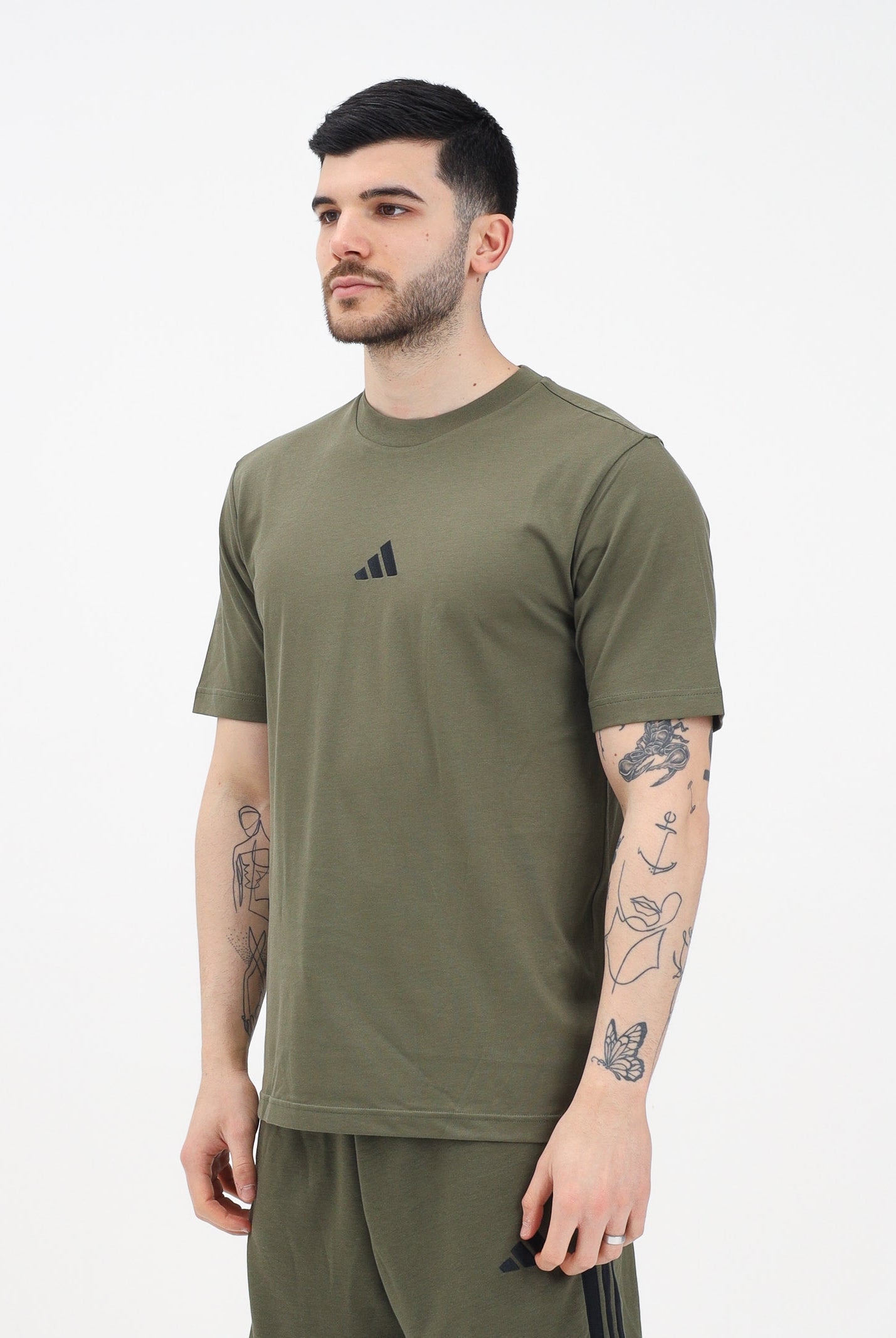 ADIDAS PERFORMANCE T-shirt a manica corta Essentials Small Logo Single Jersey verde da uomo JF1097 . ADIDAS PERFORMANCE