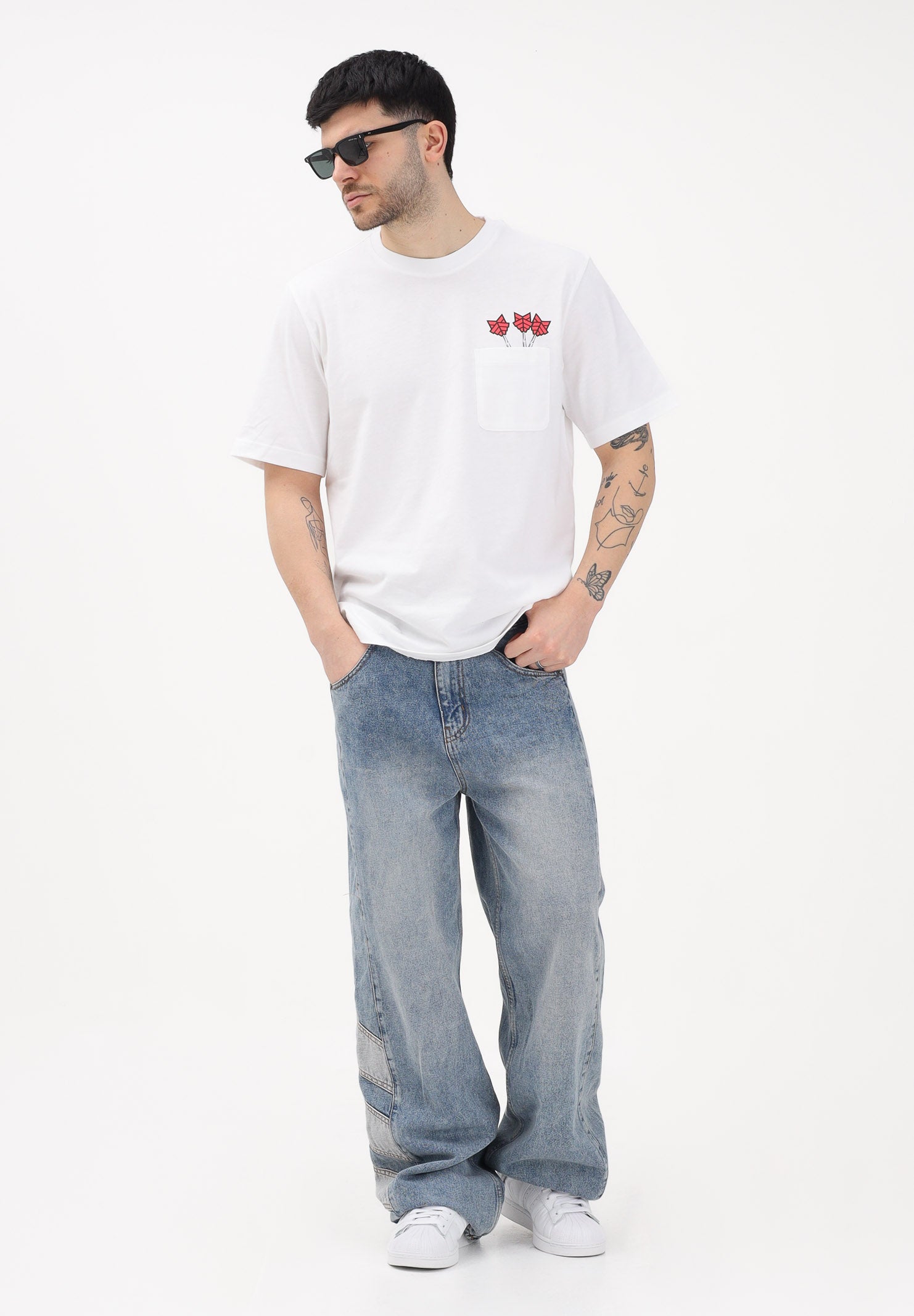 ADIDAS PERFORMANCE T-shirt a manica corta NOVELTY DART bianca da uomo JZ5041 . ADIDAS PERFORMANCE