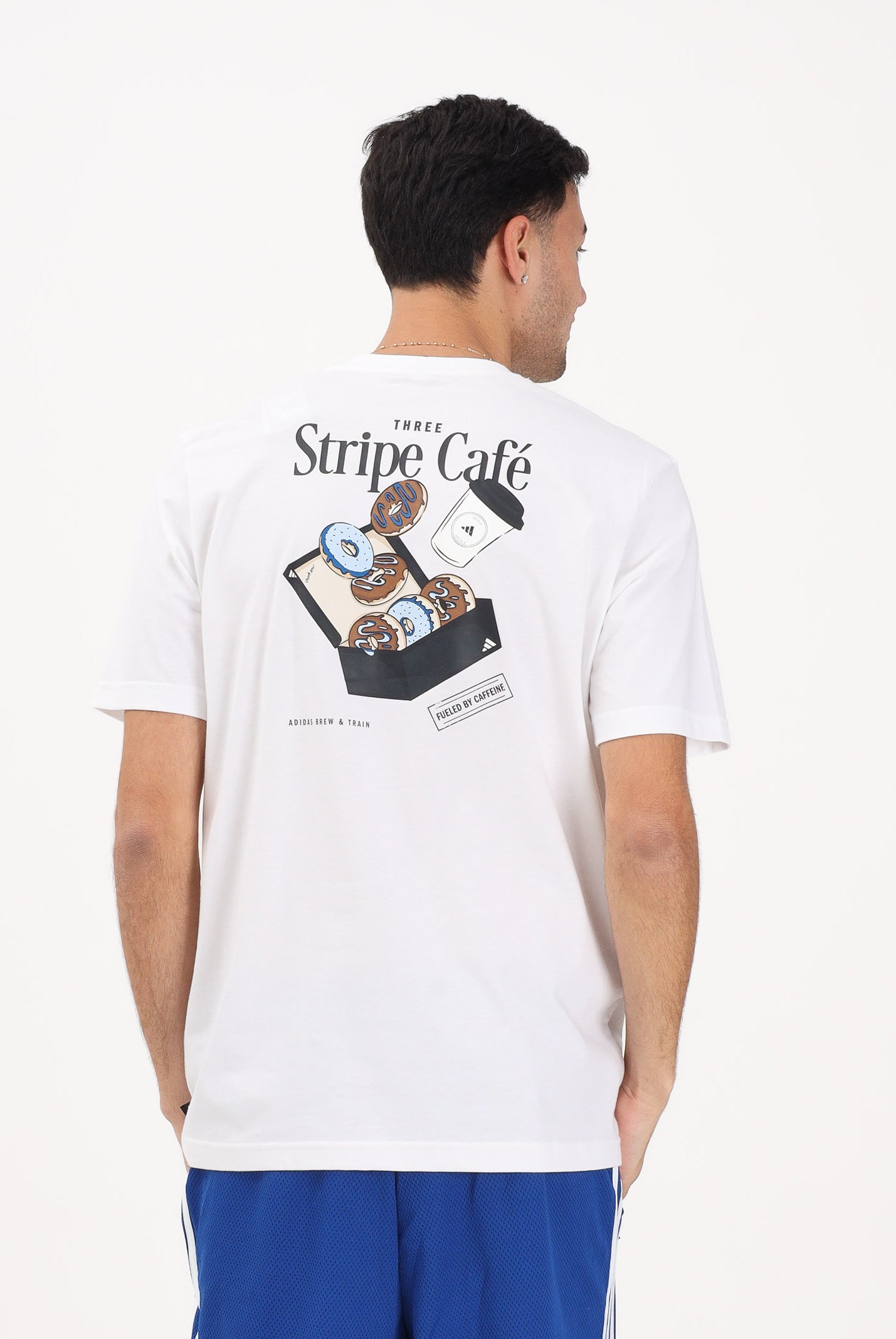 ADIDAS PERFORMANCE T-shirt a manica corta Coffee Cafe Donut Box Graphic bianca da uomo KB2500 . ADIDAS PERFORMANCE