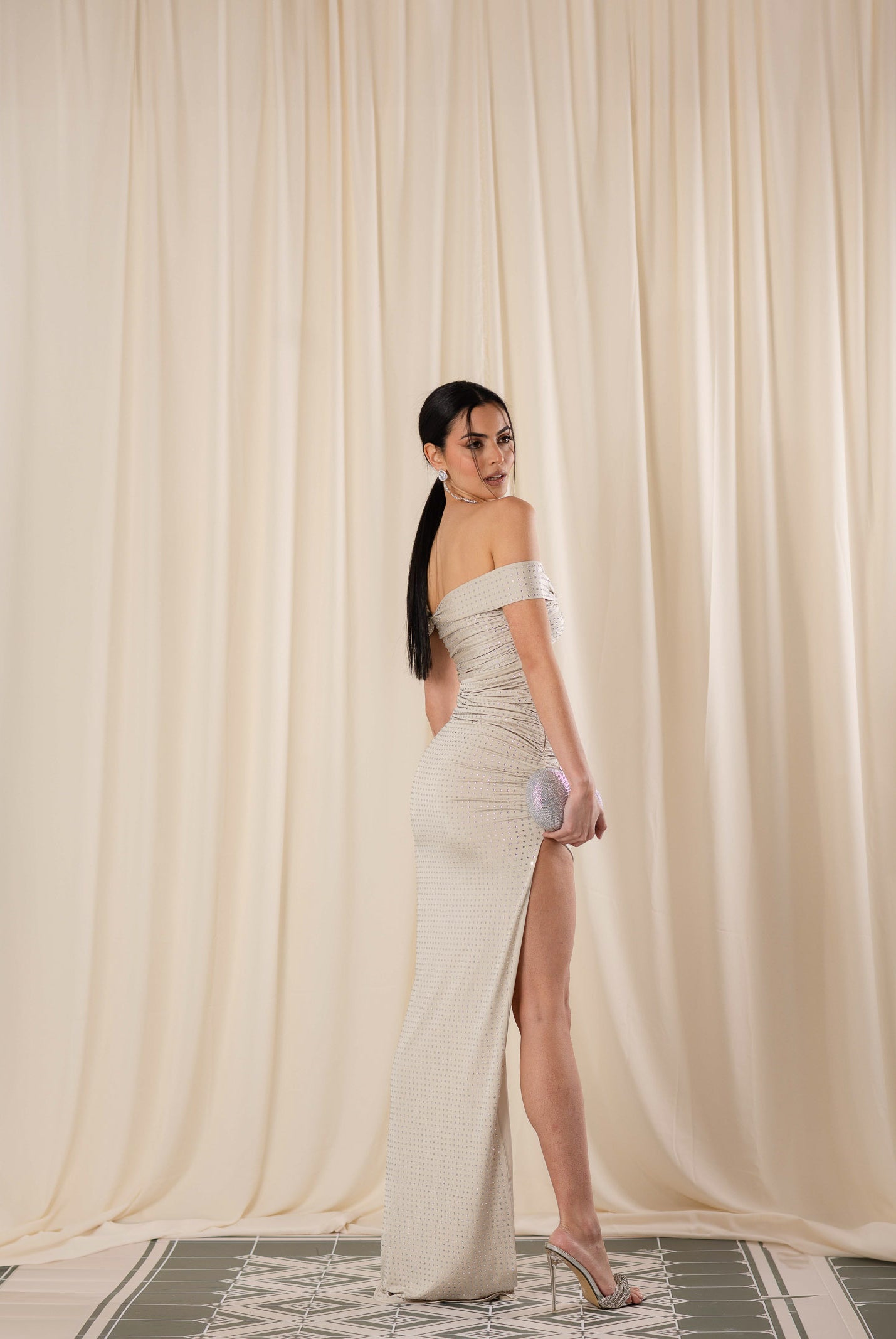 ALMA SANCHEZ Abito lungo Annya bianco mandorla da donna con strass AS26035EL MA ALMA SANCHEZ