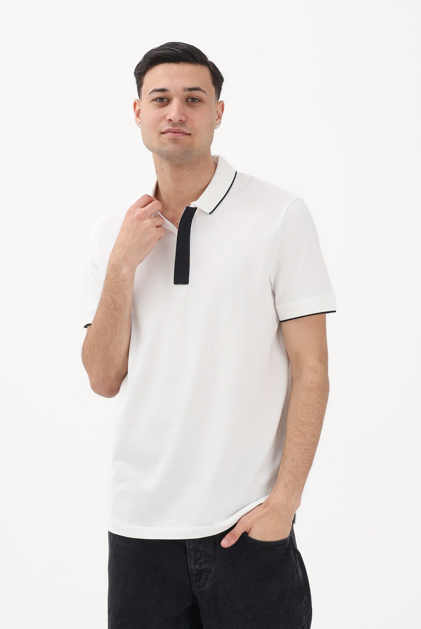 ARMANI EXCHANGE Polo a manica corta bianca da uomo con dettagli in nero XM001285AF10366 U0009 ARMANI EXCHANGE