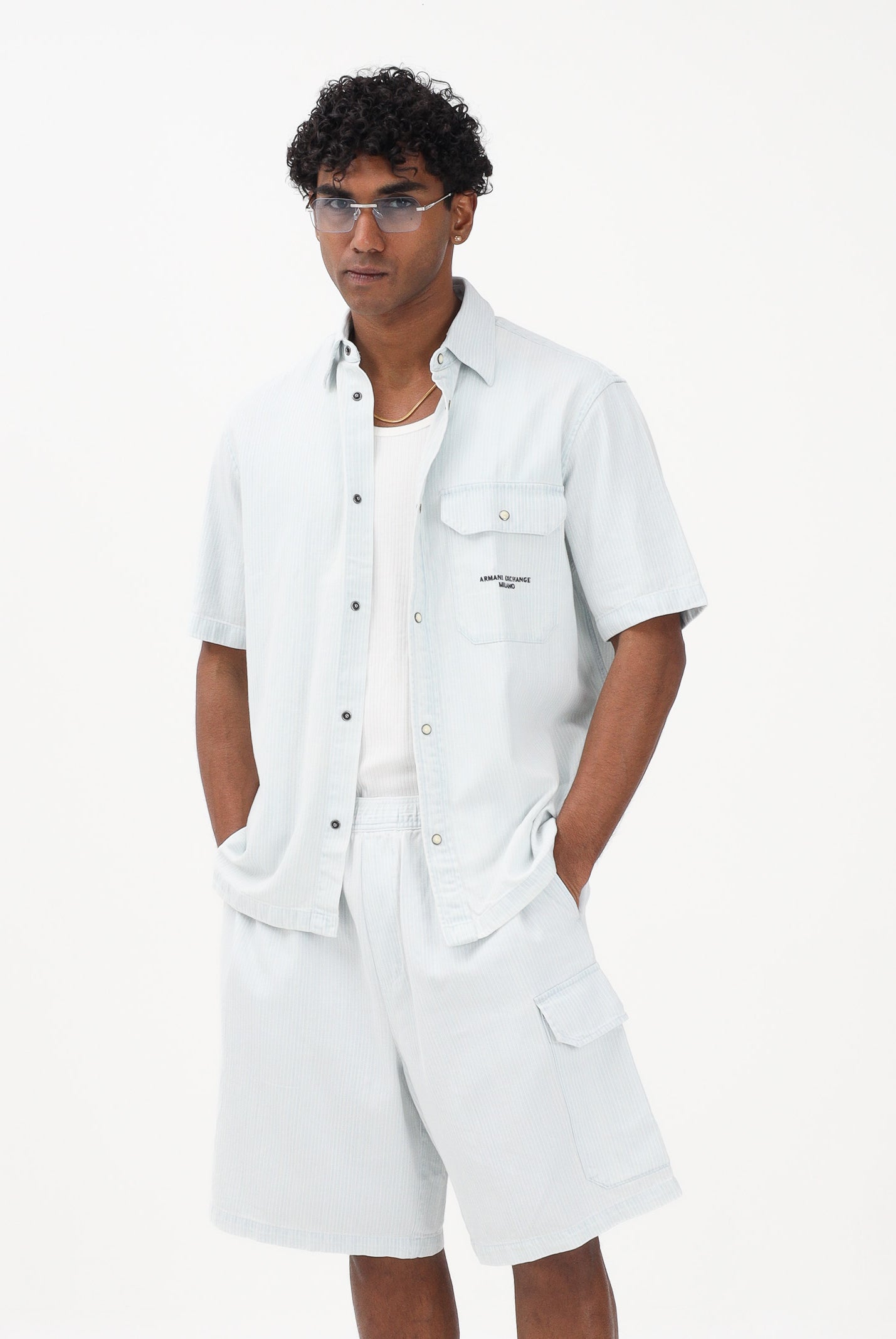 ARMANI EXCHANGE Camicia a manica corta celeste e bianca da uomo con motivo a righe XM002266AF22638 FB380 ARMANI EXCHANGE