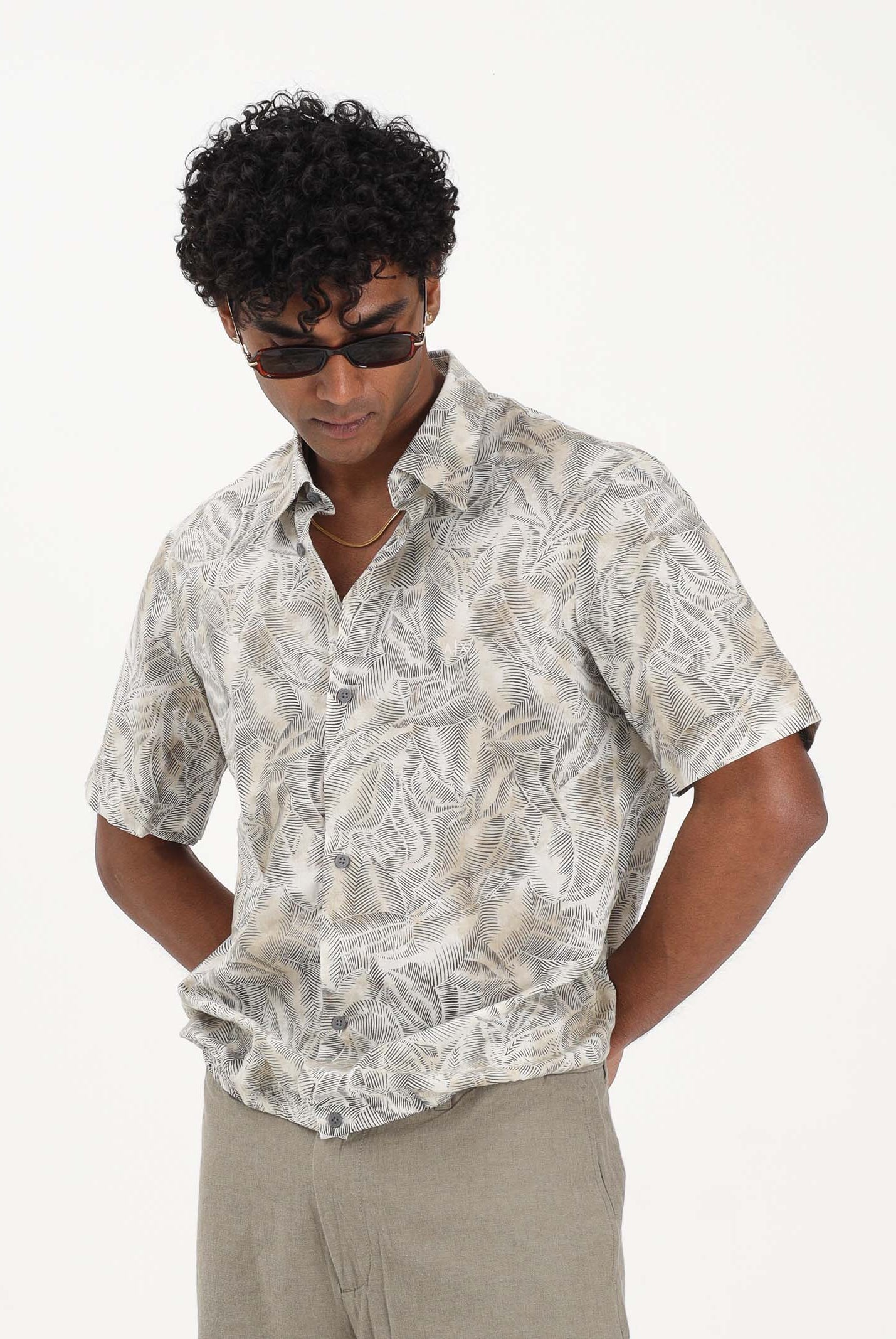 ARMANI EXCHANGE Camicia a manica corta panna da uomo con stampa all-over a motivo foliage XM002291AF22716 F1146 ARMANI EXCHANGE